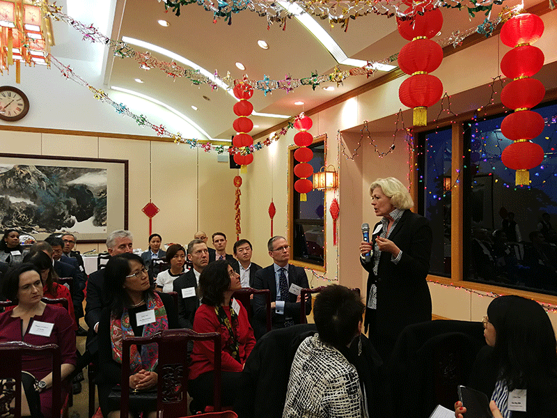 STS-speaking-at-China-CG-dinner