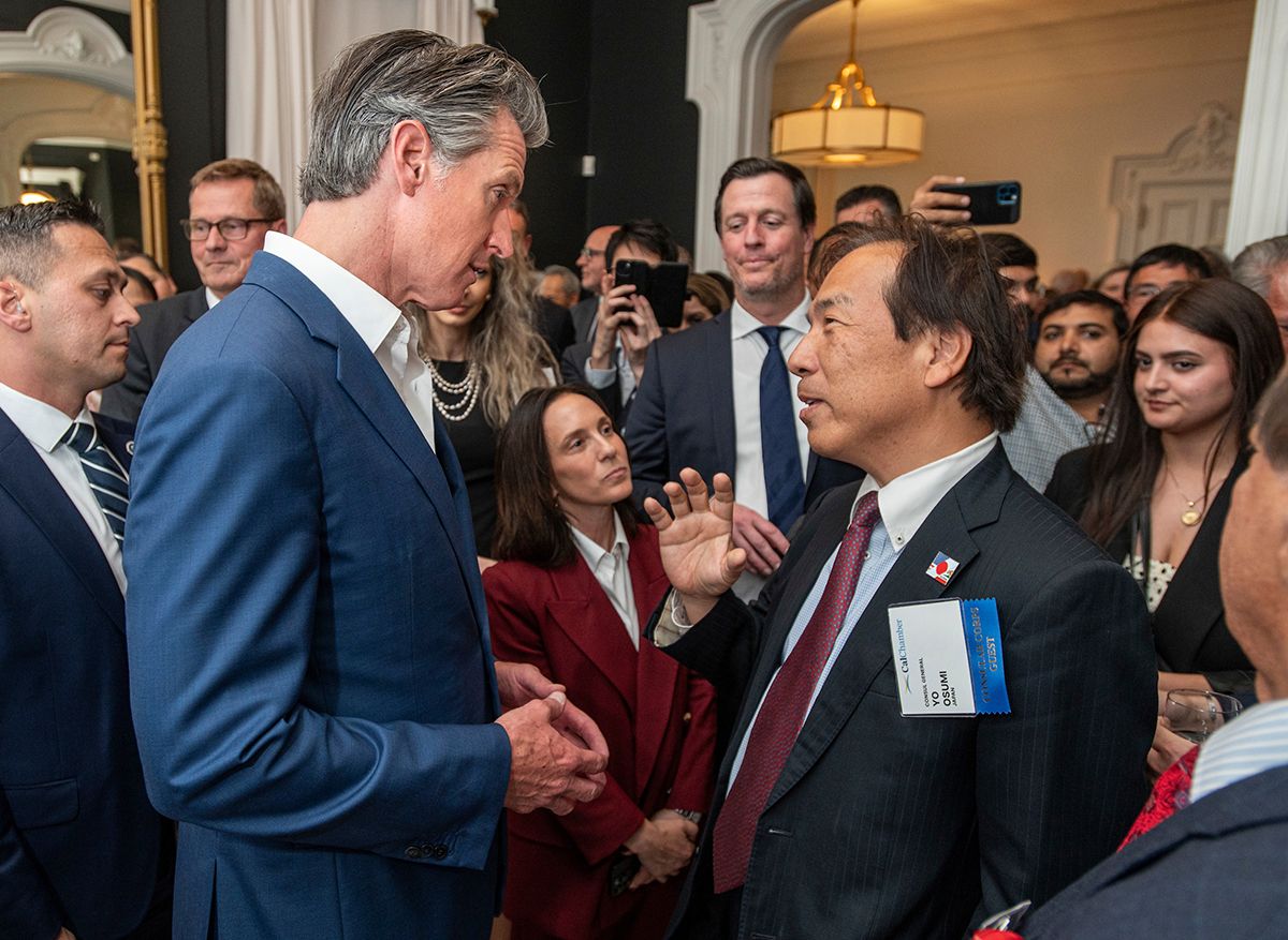Japanese Consul General Yo Osumi greets Governor Newsom