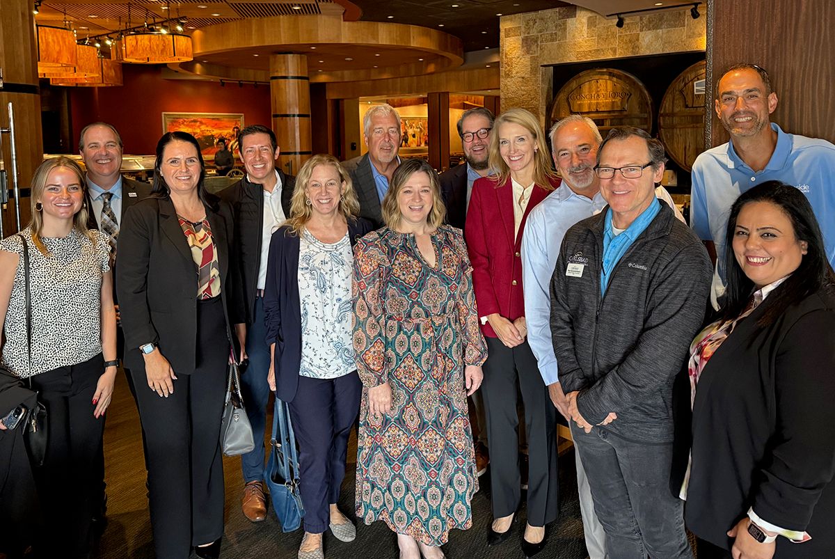 ocal chamber leaders from the San Diego area and CalChamber executive leaders