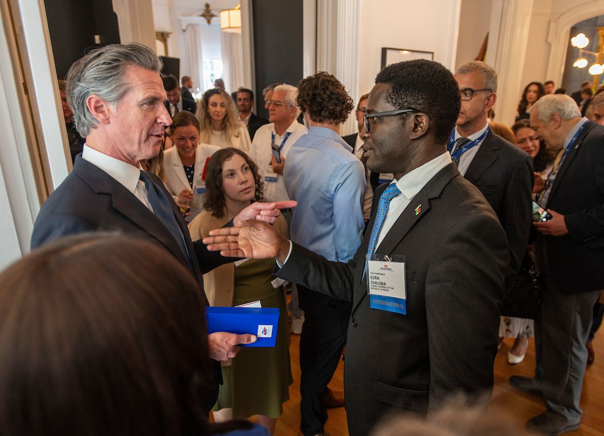 Governor Newsom chats with Consul General Ezra Chiloba of the Republic of Kenya during the consular corps reception.