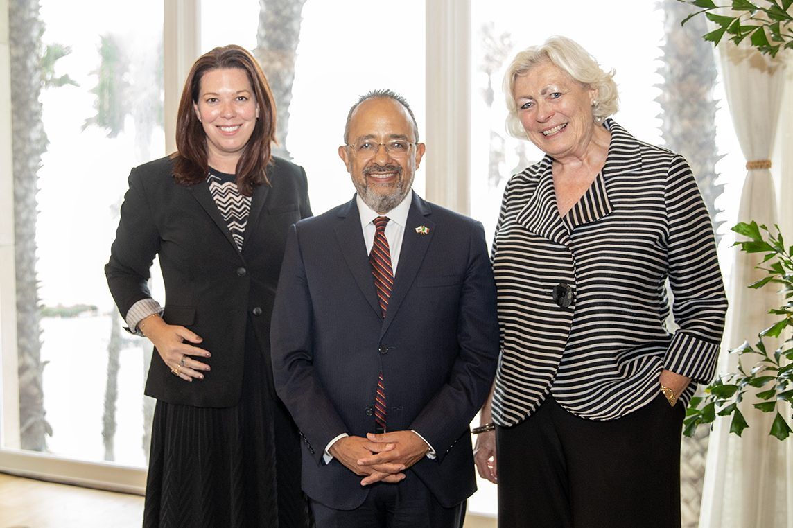 Jennifer M. Haley, Carlos González Gutiérrez, and Susanne T. Stirling