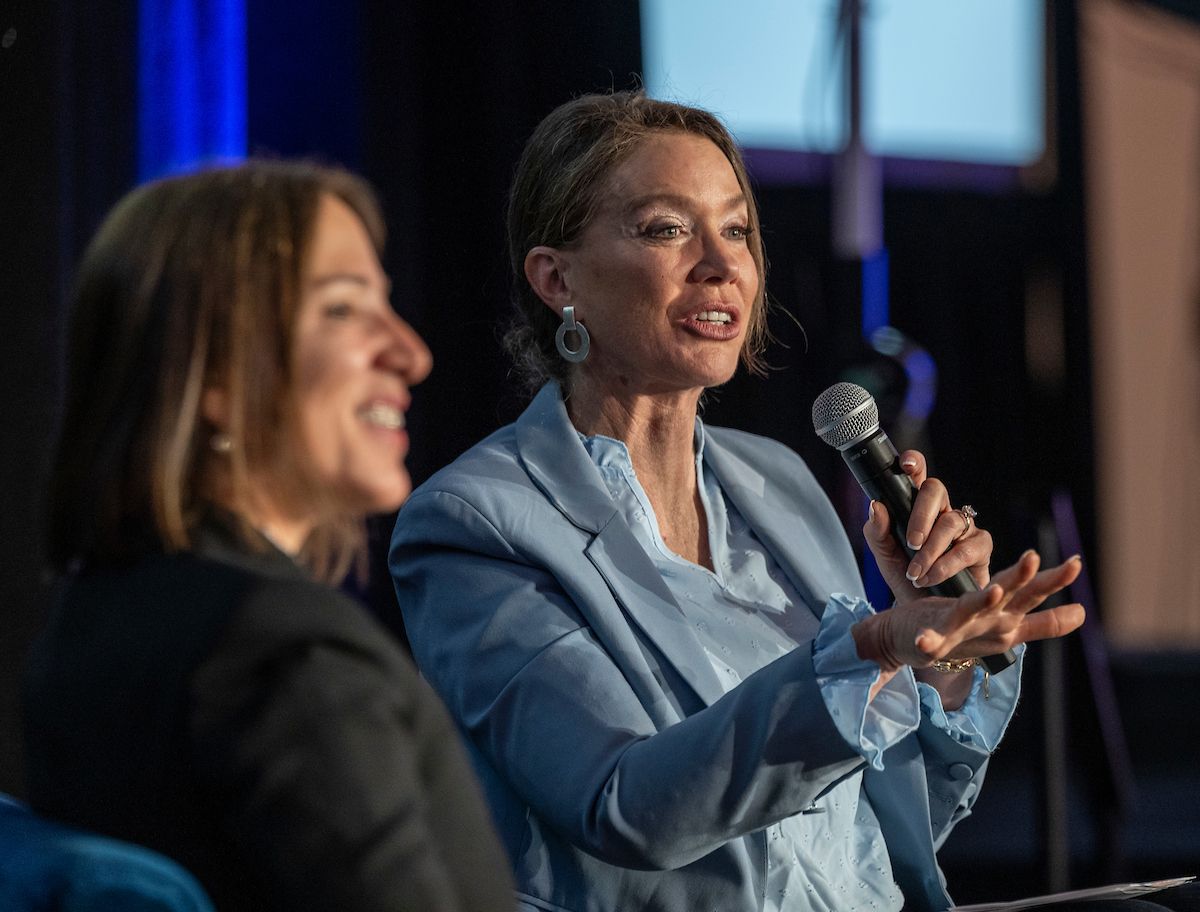 Lieutenant Governor Eleni Kounalakis and Caroline Beteta, president and CEI of Visit California