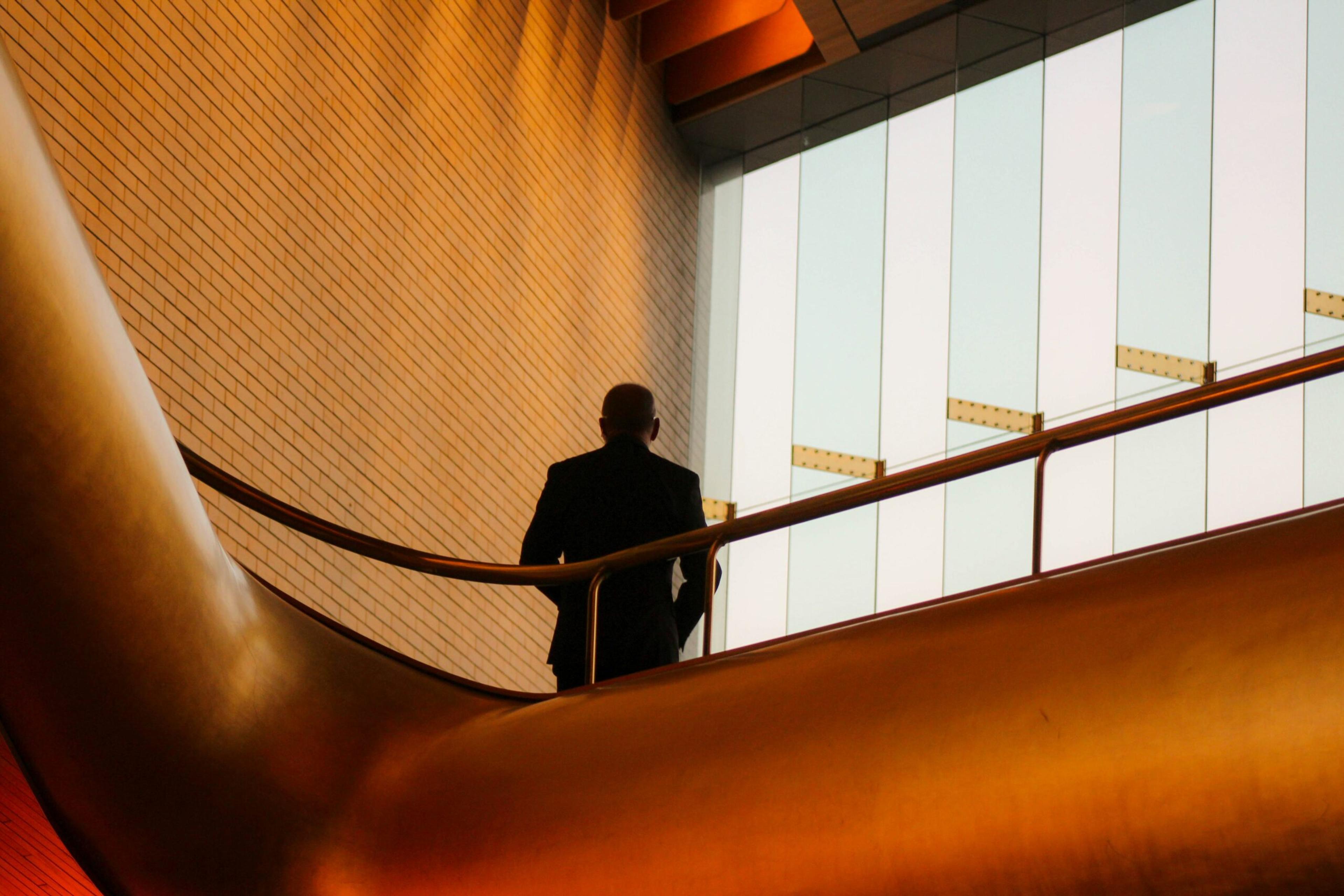 Brokers in Excellence: imagery and design