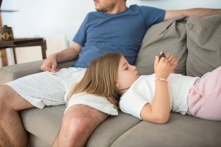 A $100 Phone for Kids With No Apps Has 100,000 Parents