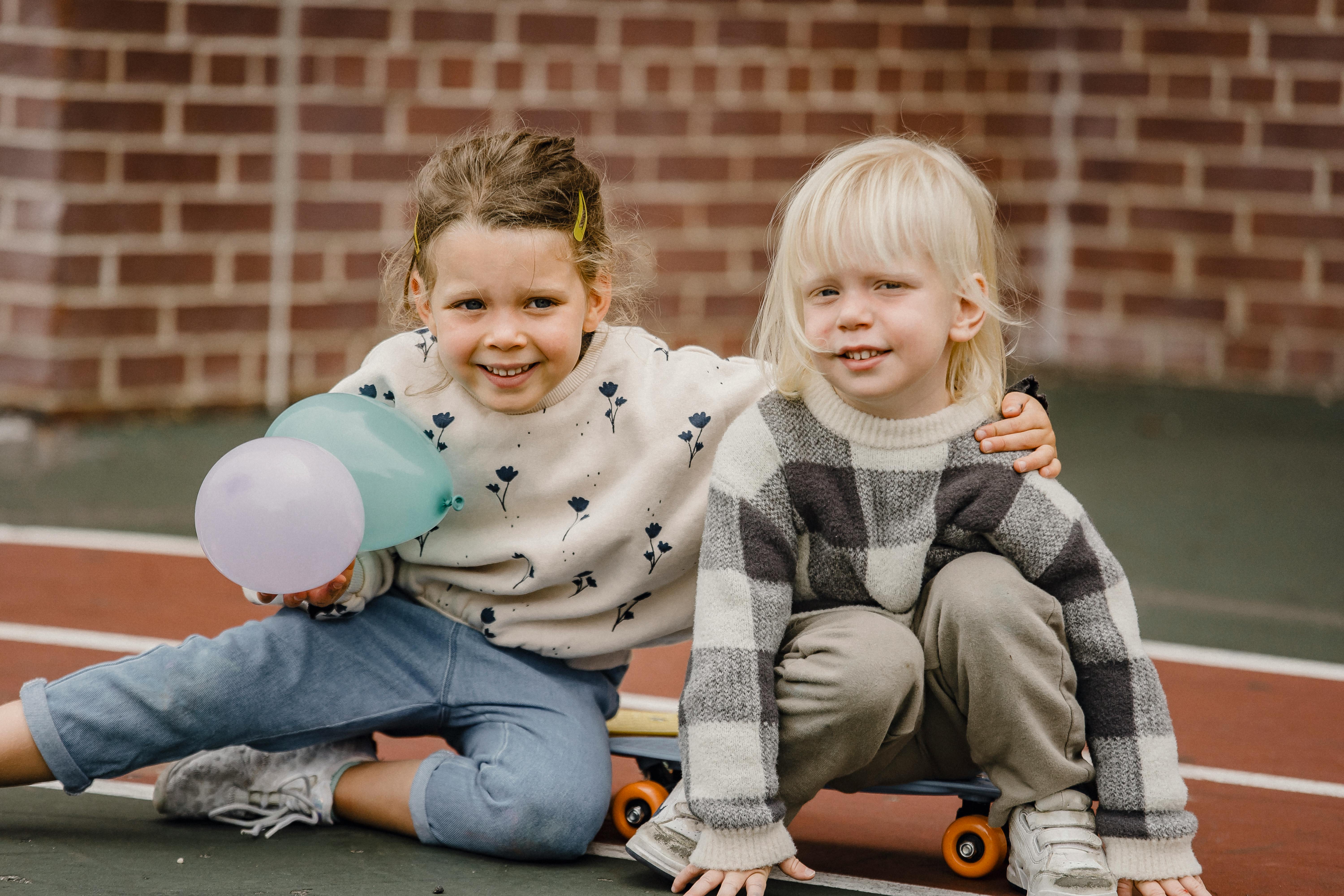 Kids Spend 4 Hours a Day Indoors More Than Prisoners Do