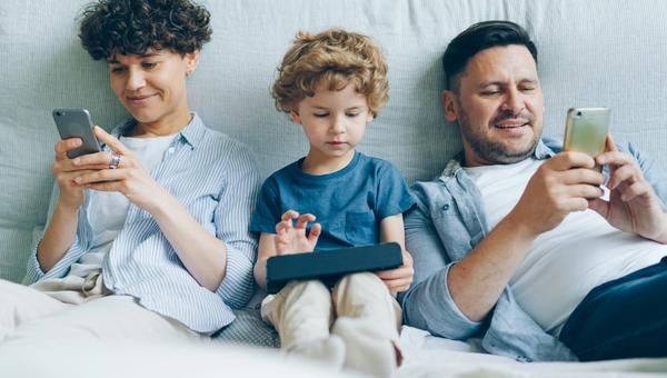 Family digital detox