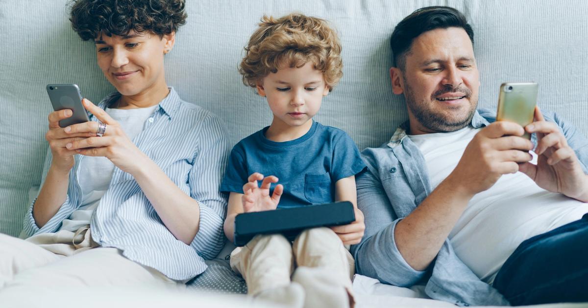 Family digital detox