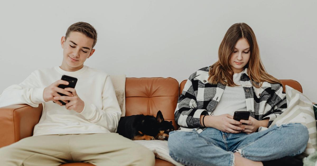 Tween a Smartphone