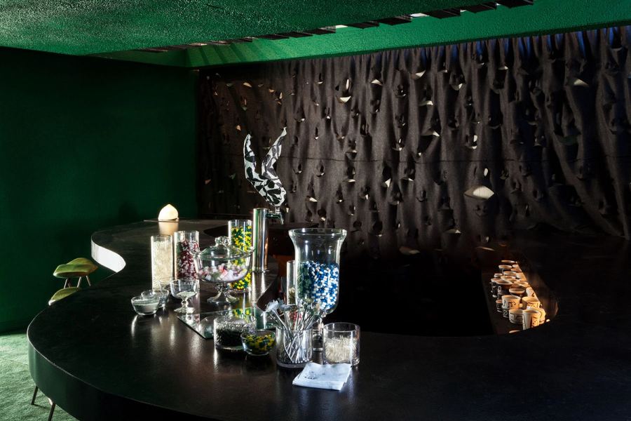 2015_Tickles_Bar_07