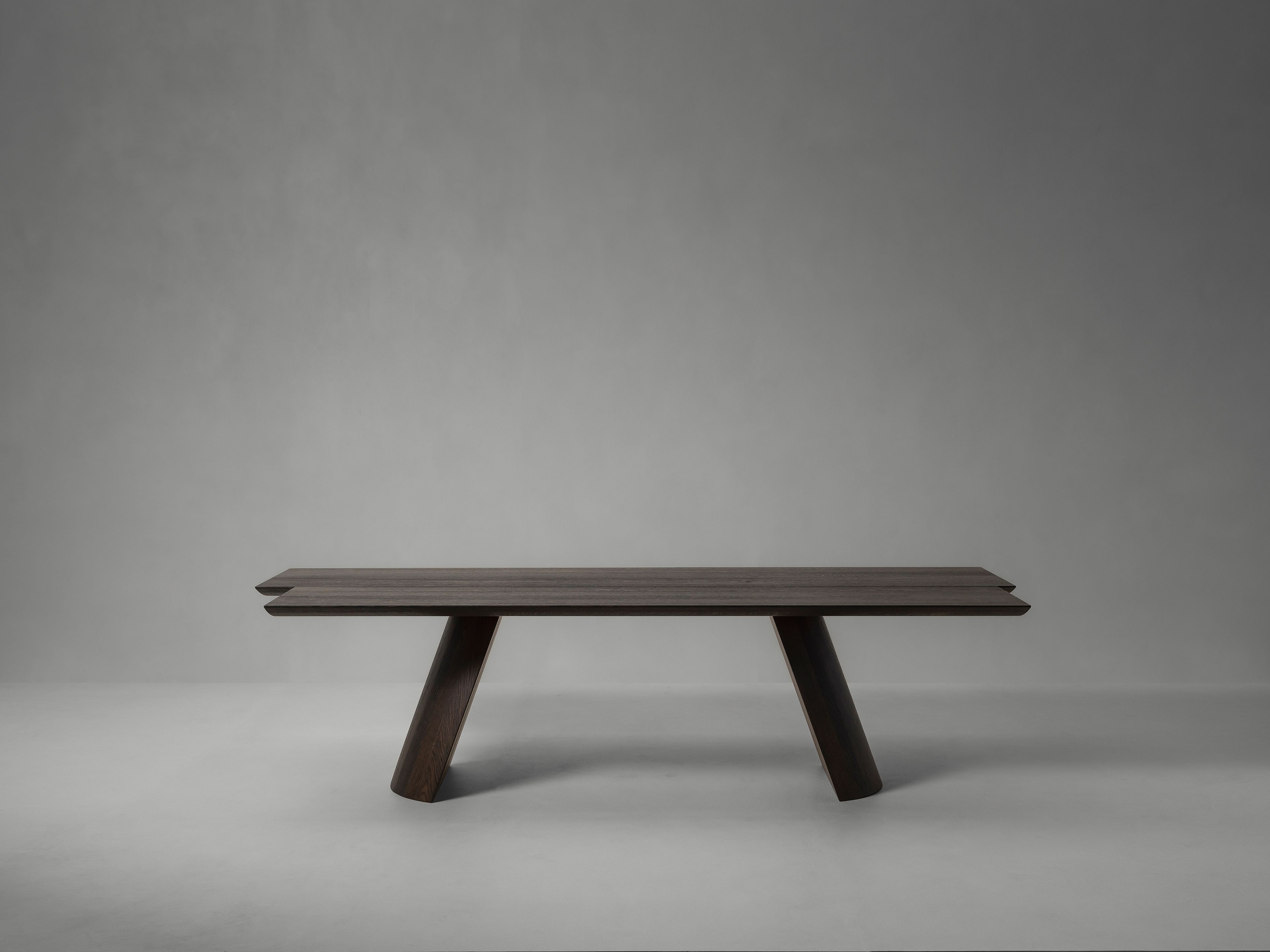 Got Dining Table Three