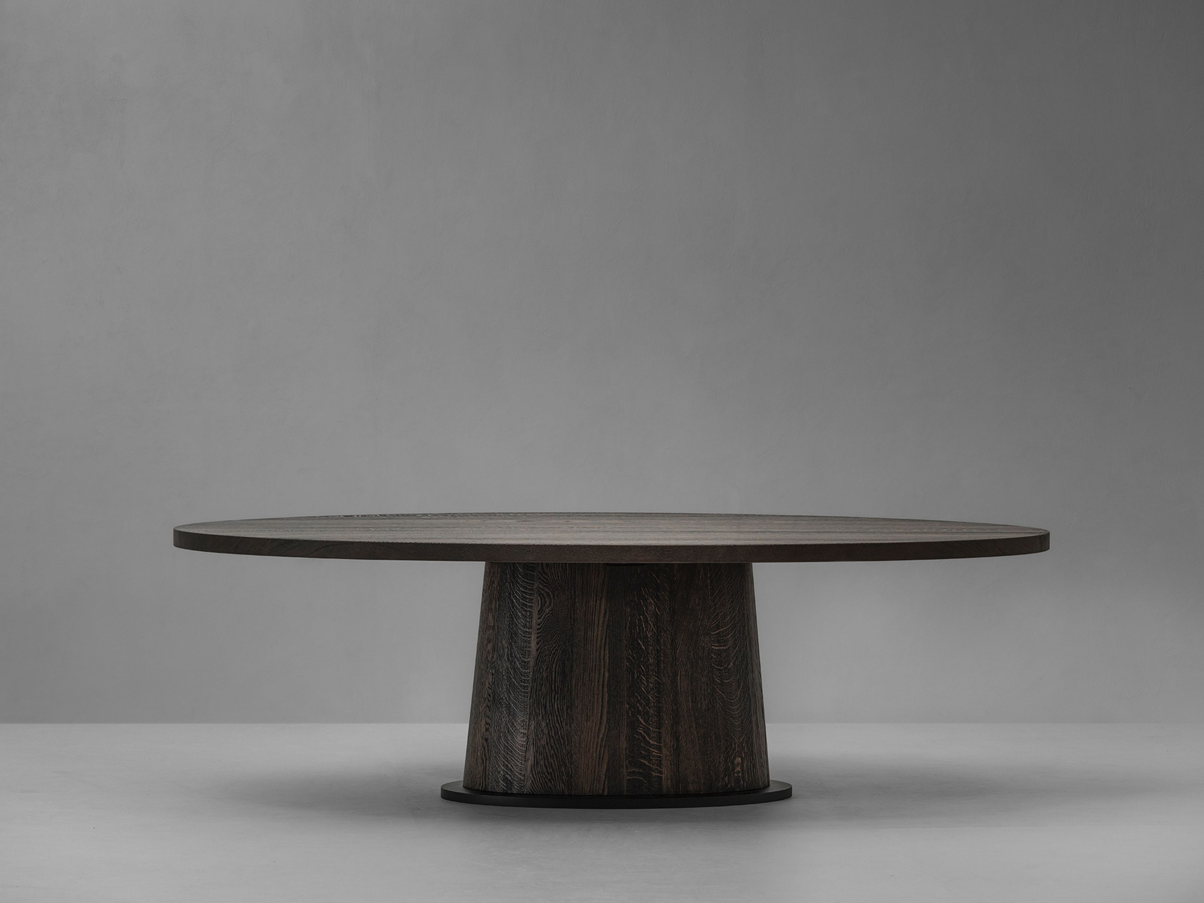 Kops Dining Table Oval
