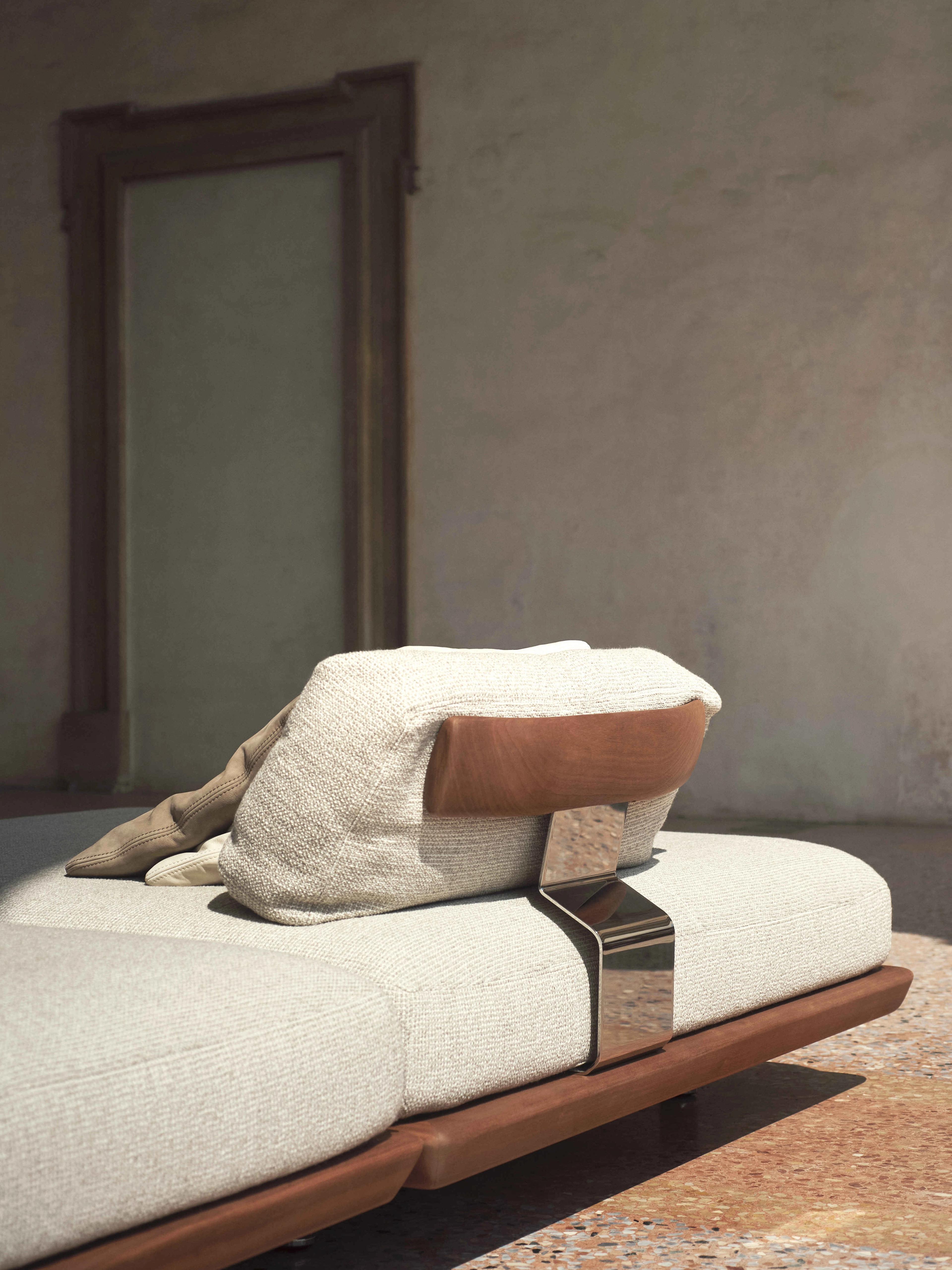 Caprera Sofa