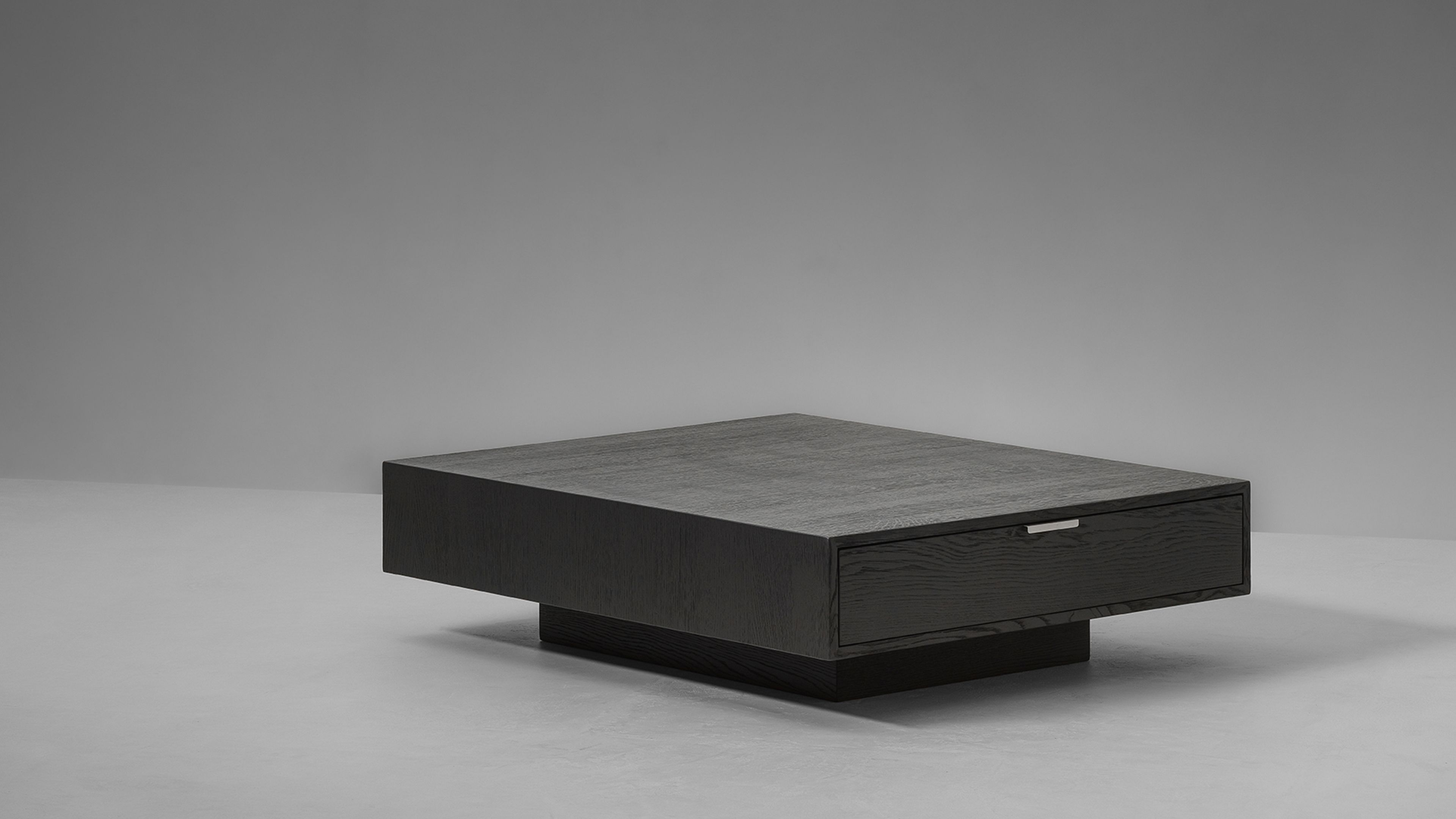 Une table basse carrée de Marlieke Van Rossum.