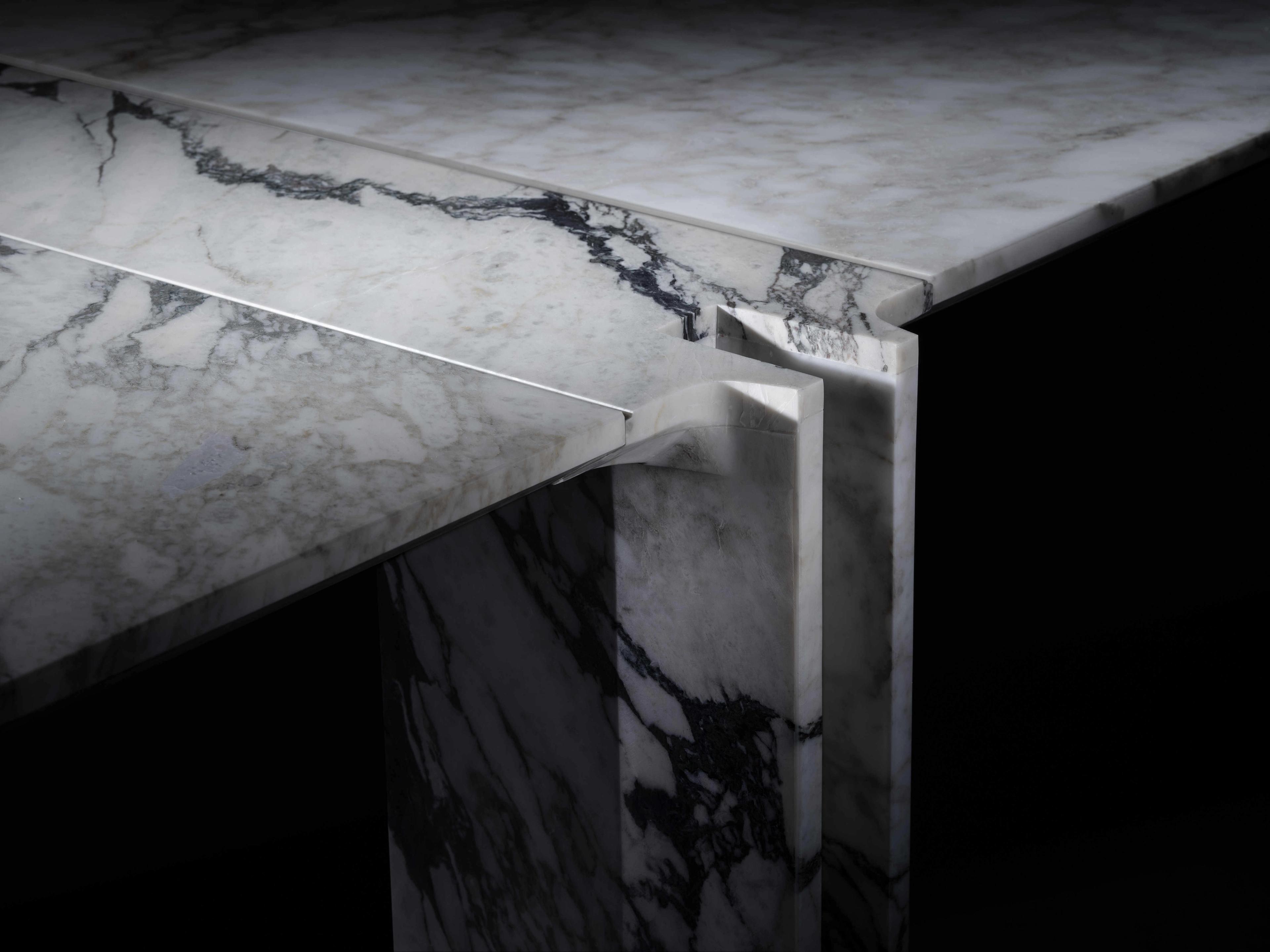 Table Diadema