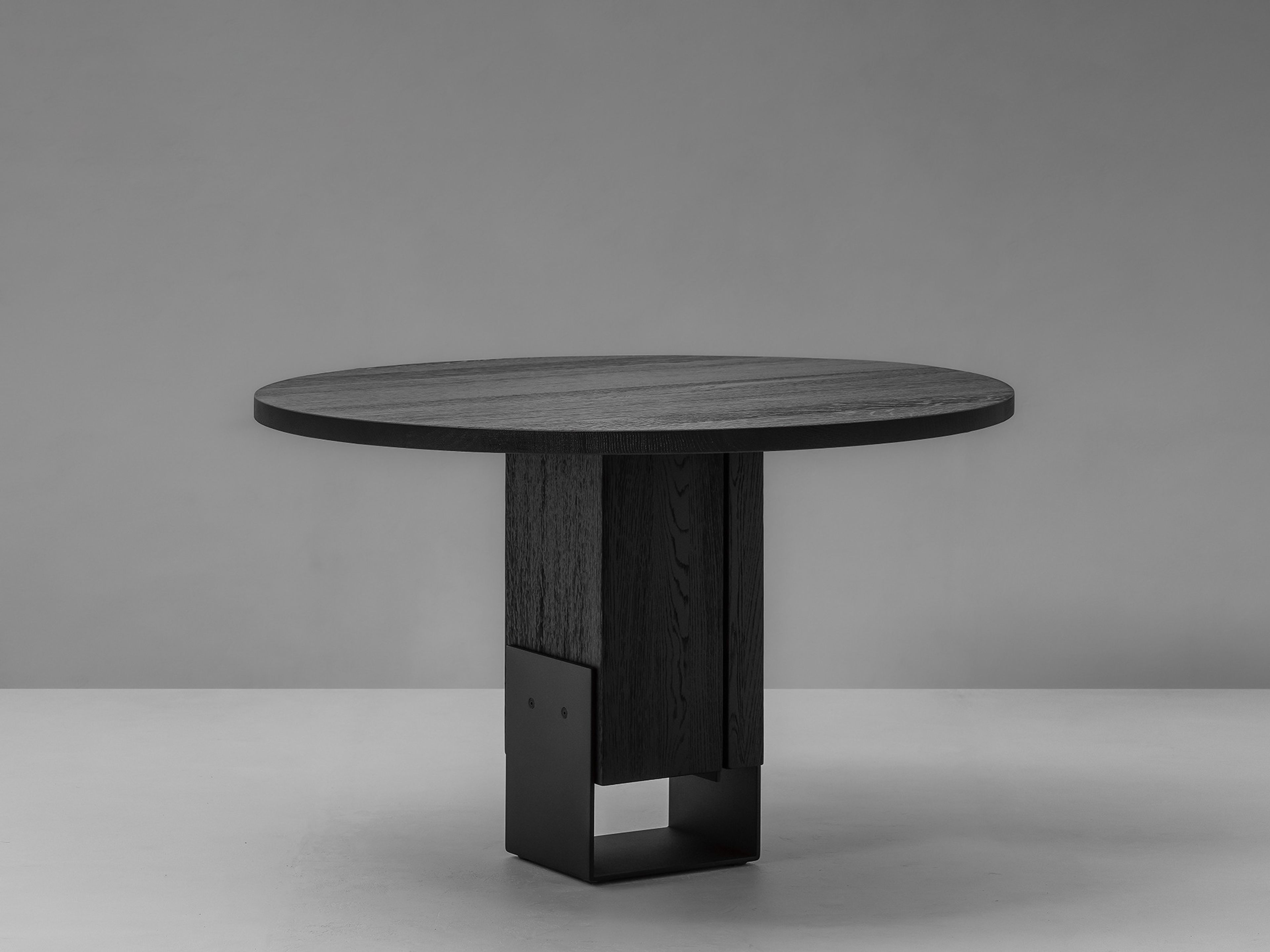 Kitale Dining Table Round