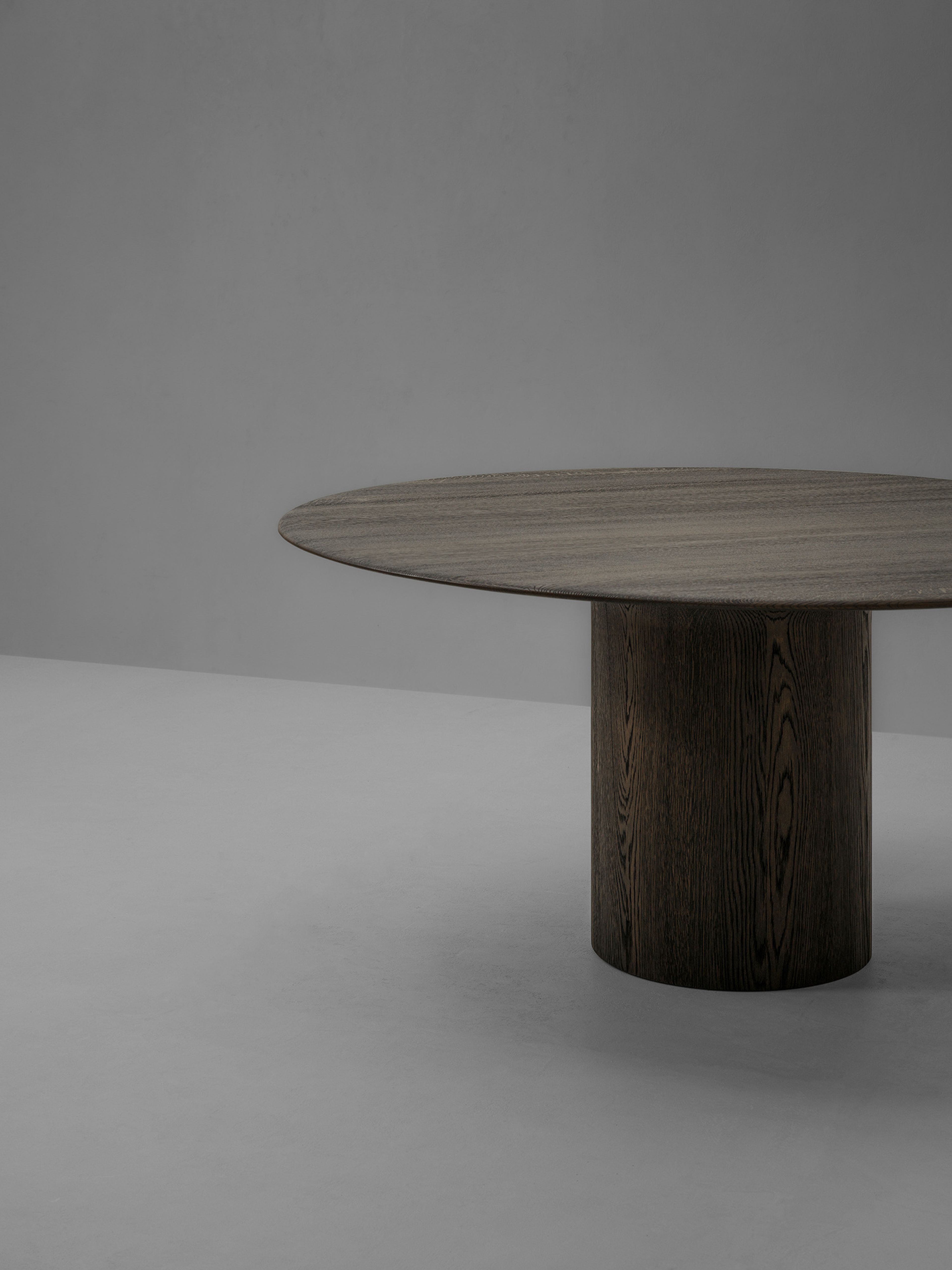 Anvil Dining Table Round