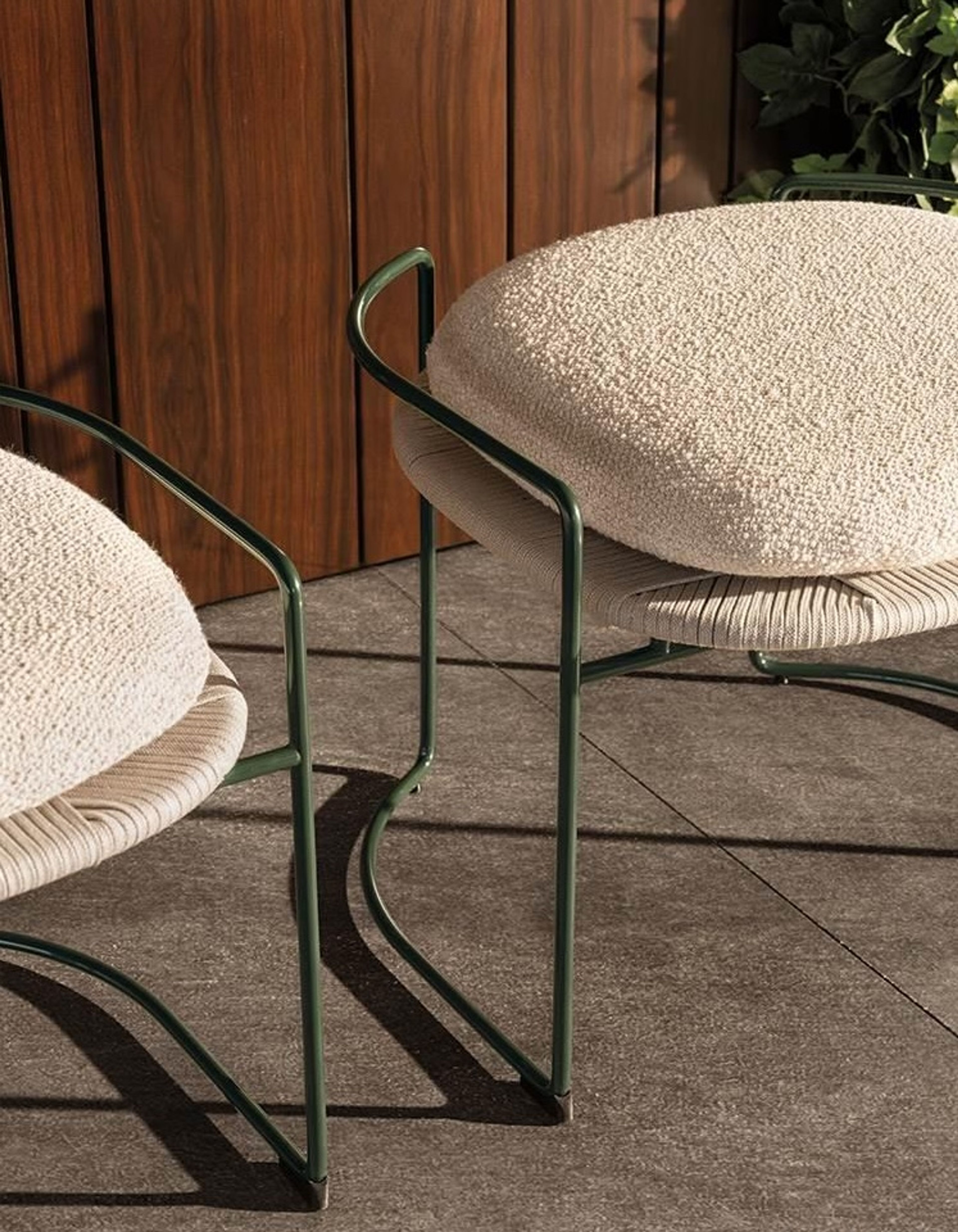Elyne Stool