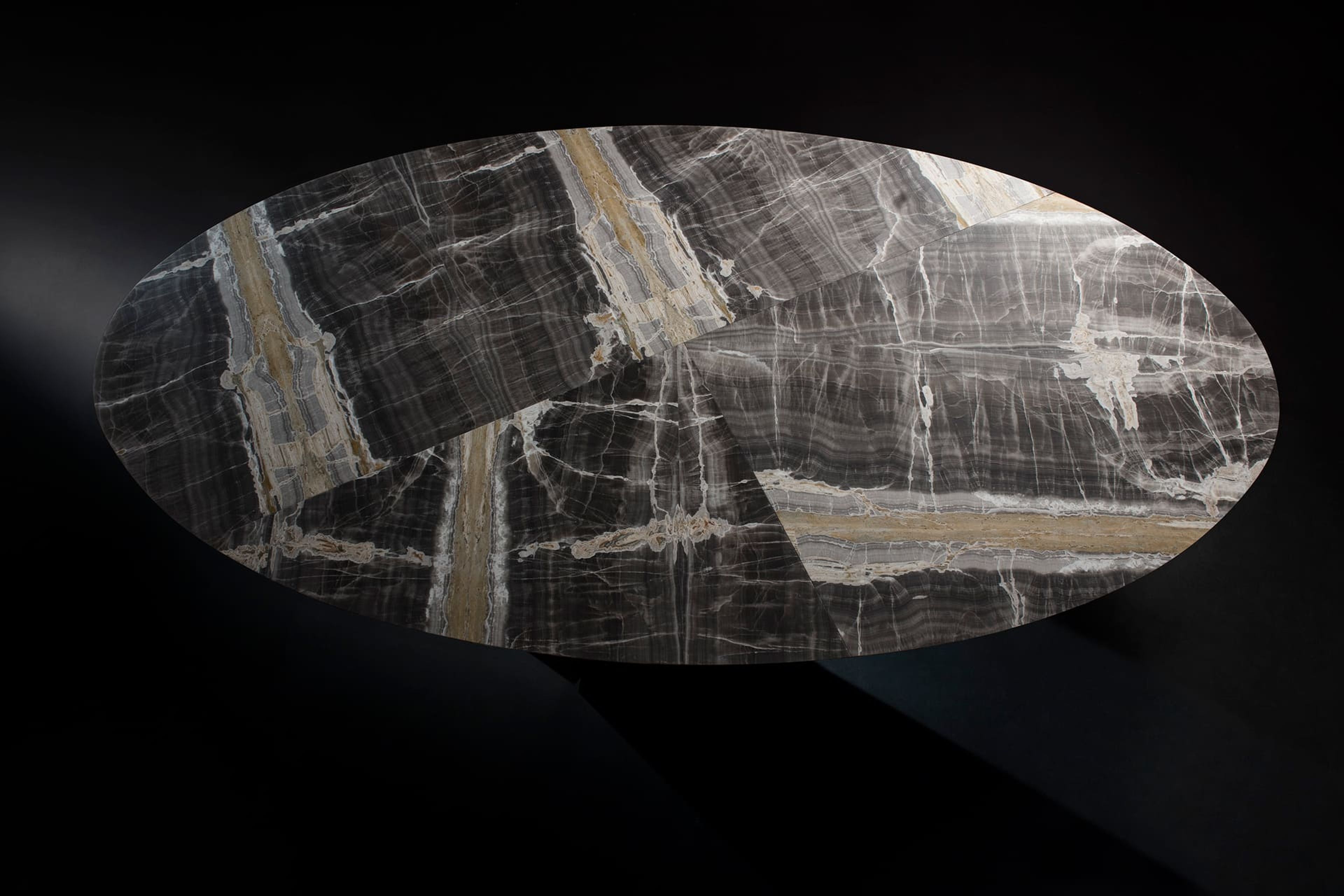 Table Synapse