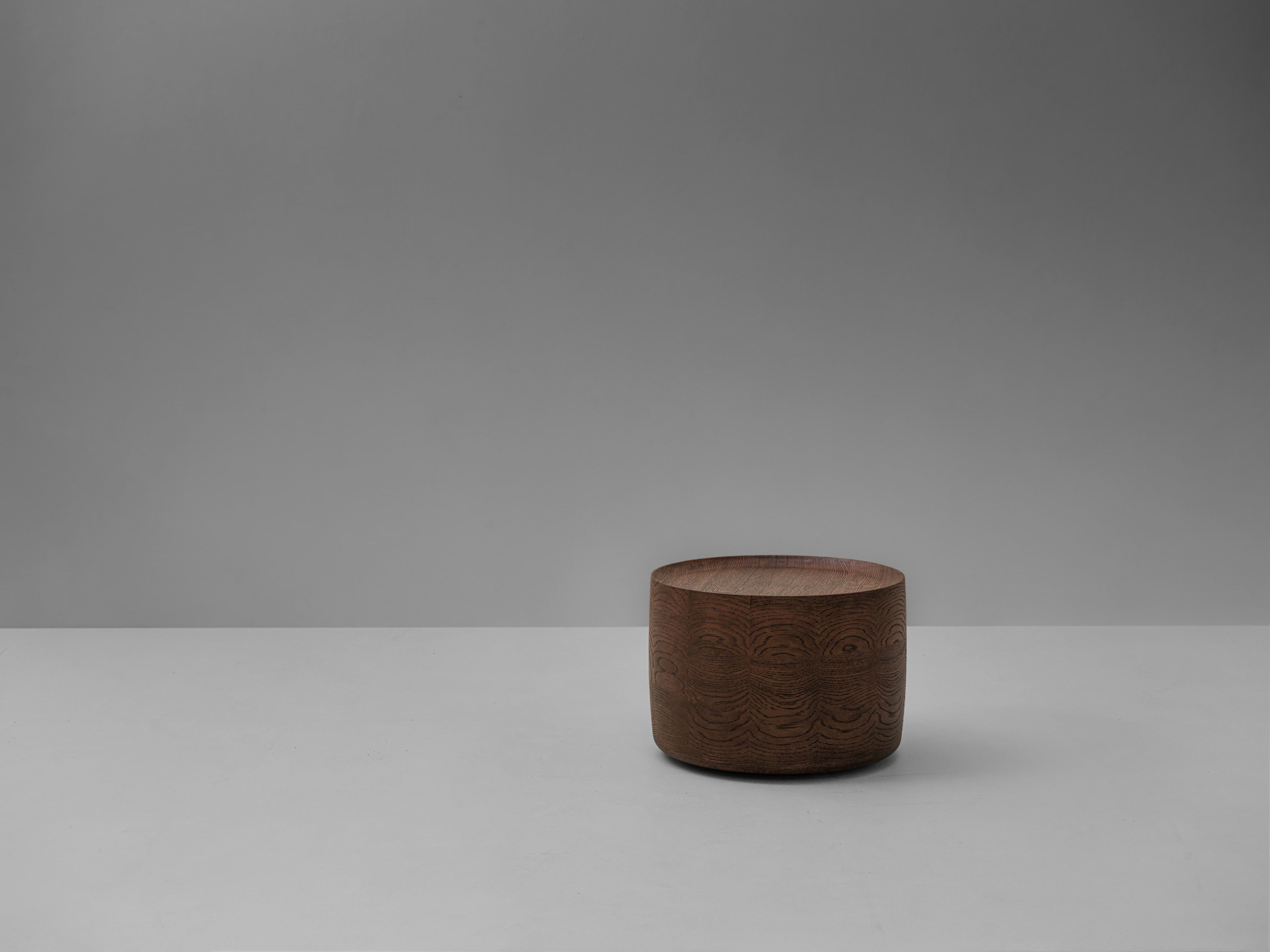 Curvum Side Table Round