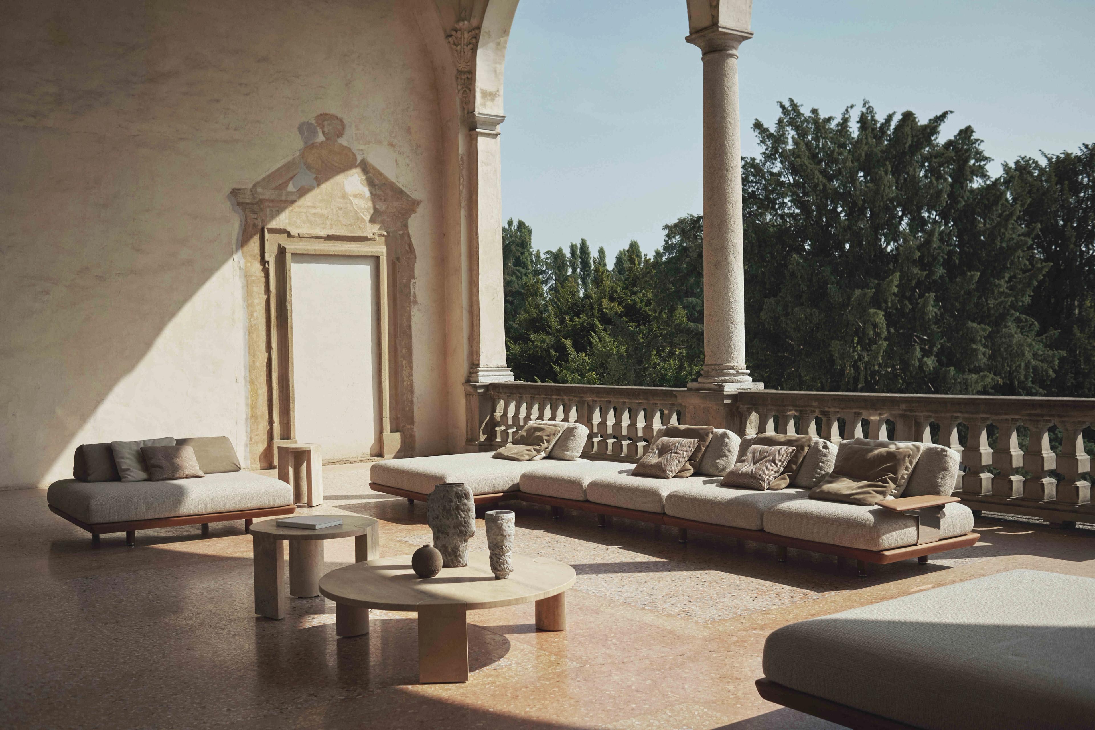 Caprera Sofa