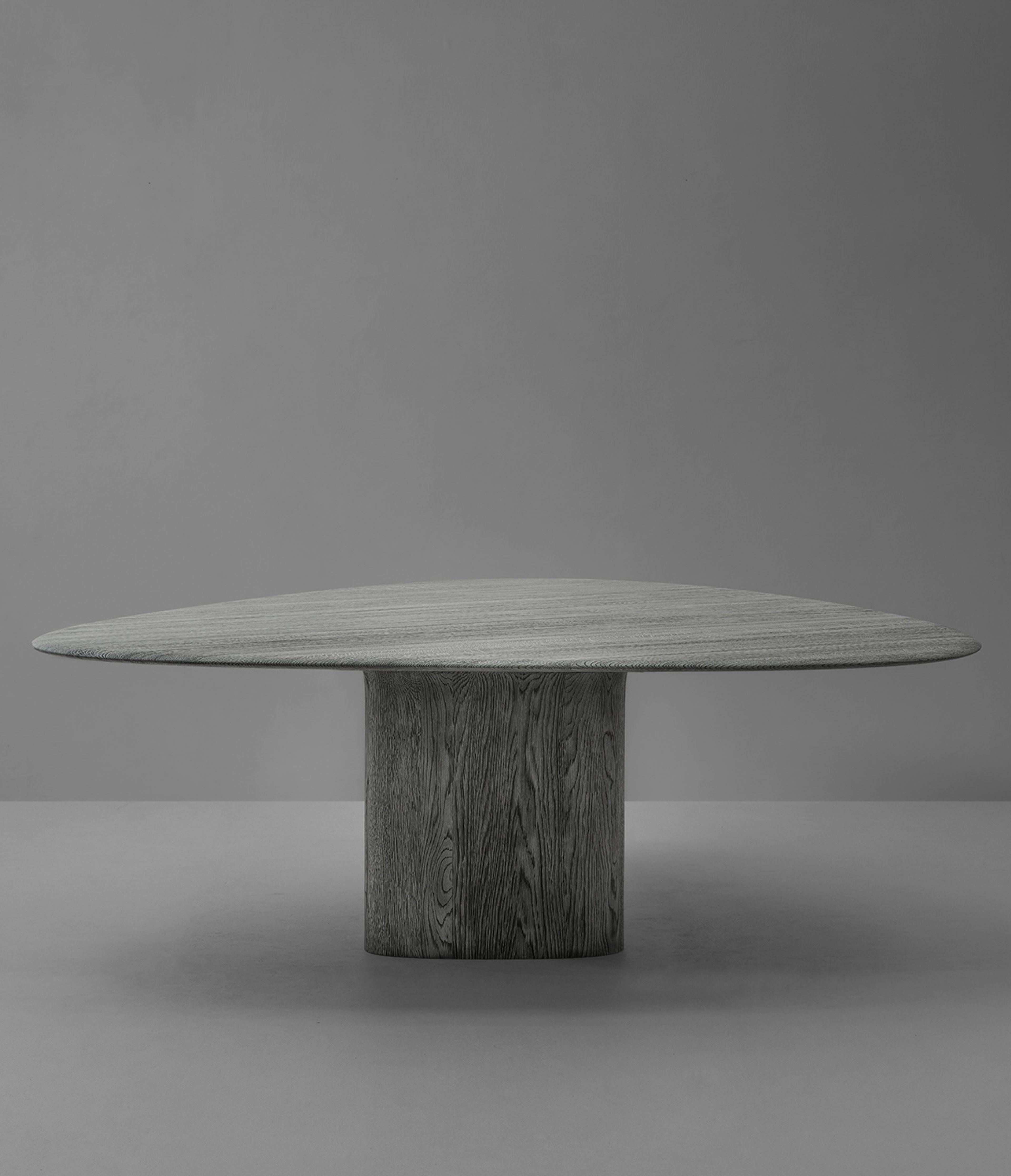 Table de Repas Anvil Triangle