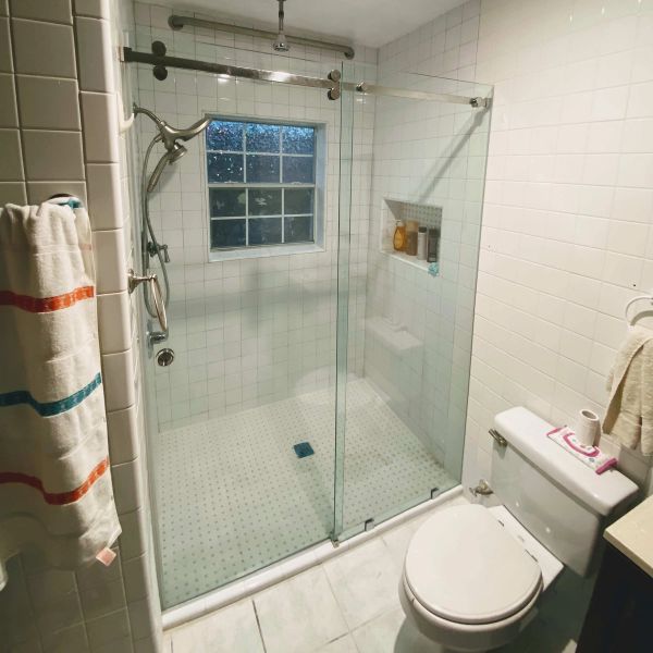 Walk-In Swing Door Shower — matte black