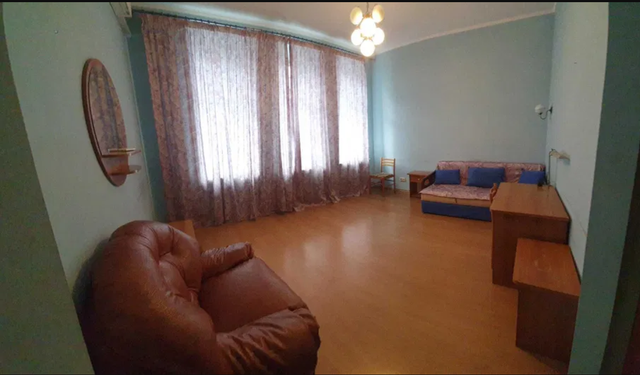 KRUHLOUNIVERSYTETSKA ST., 7