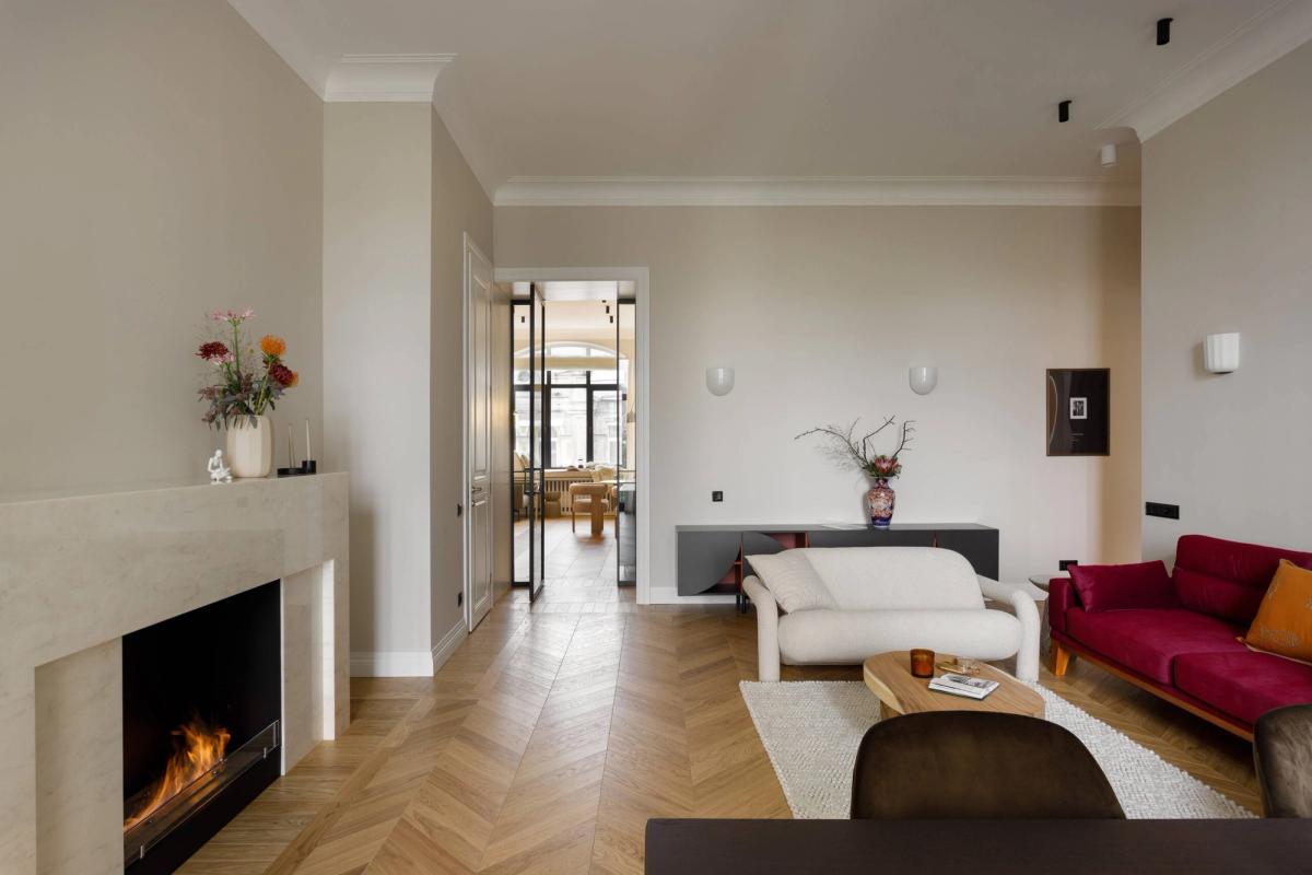 Marble bioethanol fireplace in the renovated living room at Zankovetska 6