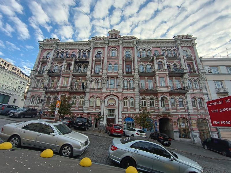 Heritage Building (Martin Klug)