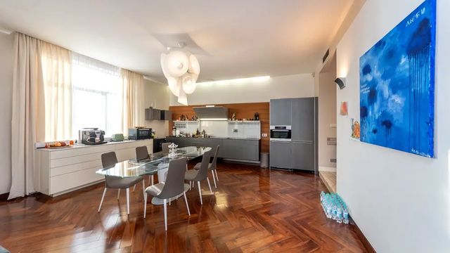 IVANA FRANKA ST., 4B