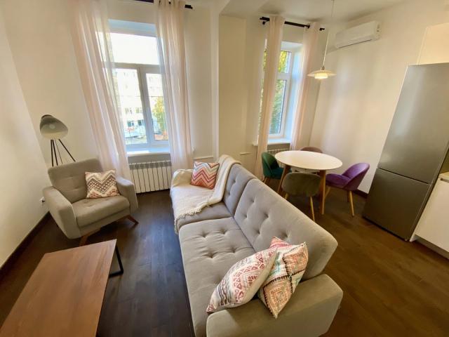 REITARSKA ST.,30