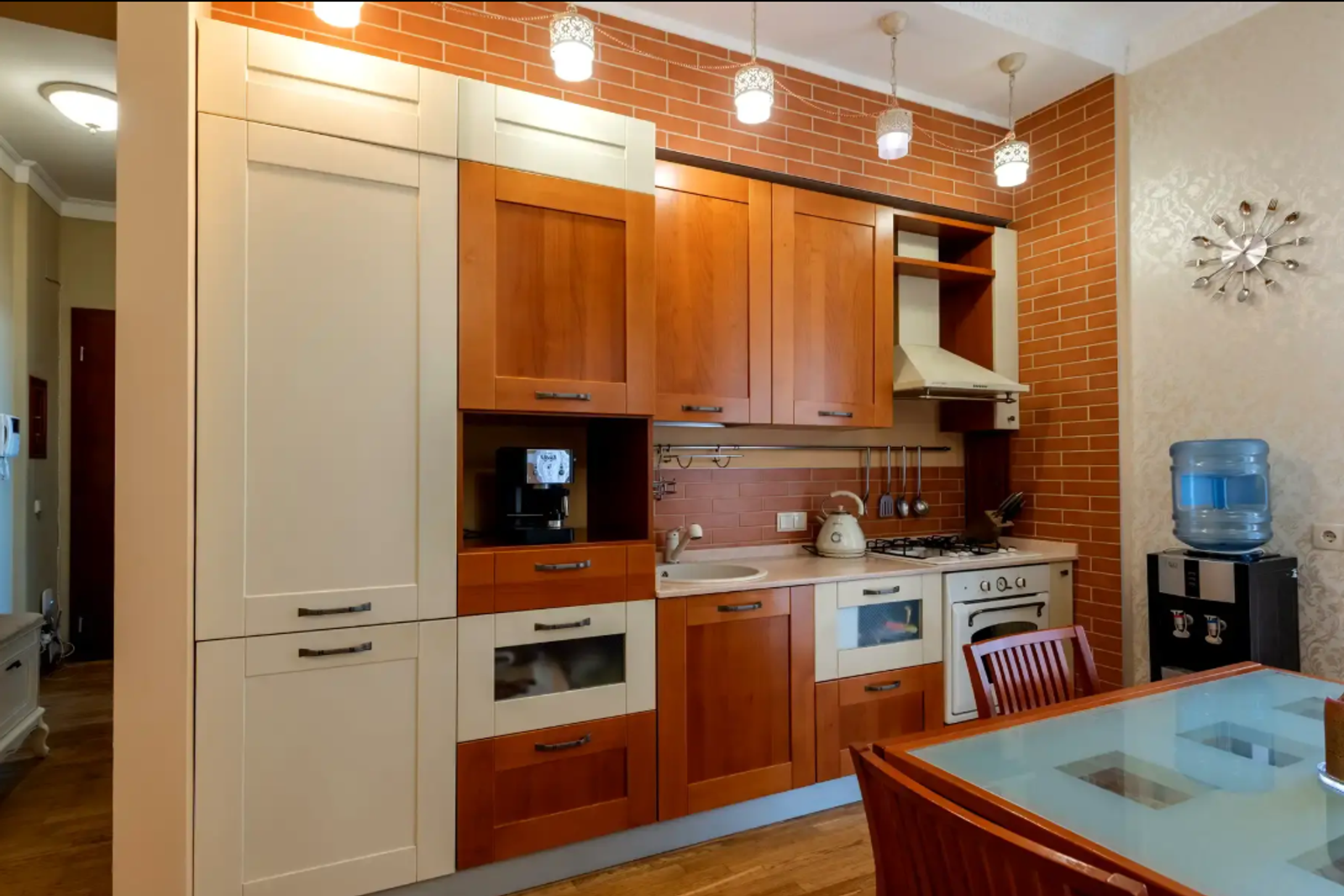 Vestor.Estate kitchen at Tarasivska St 4-A, historic Kyiv apartment