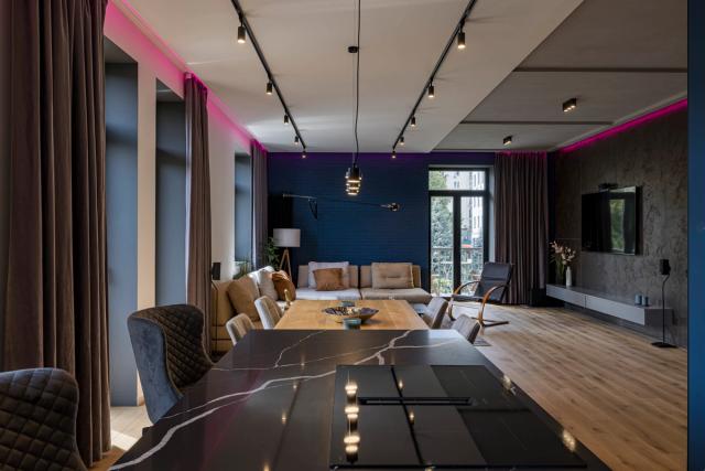PRORIZNA ST., 4