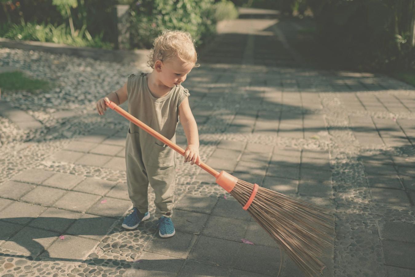 Cleaning services in Kyiv or emergency cleaning care