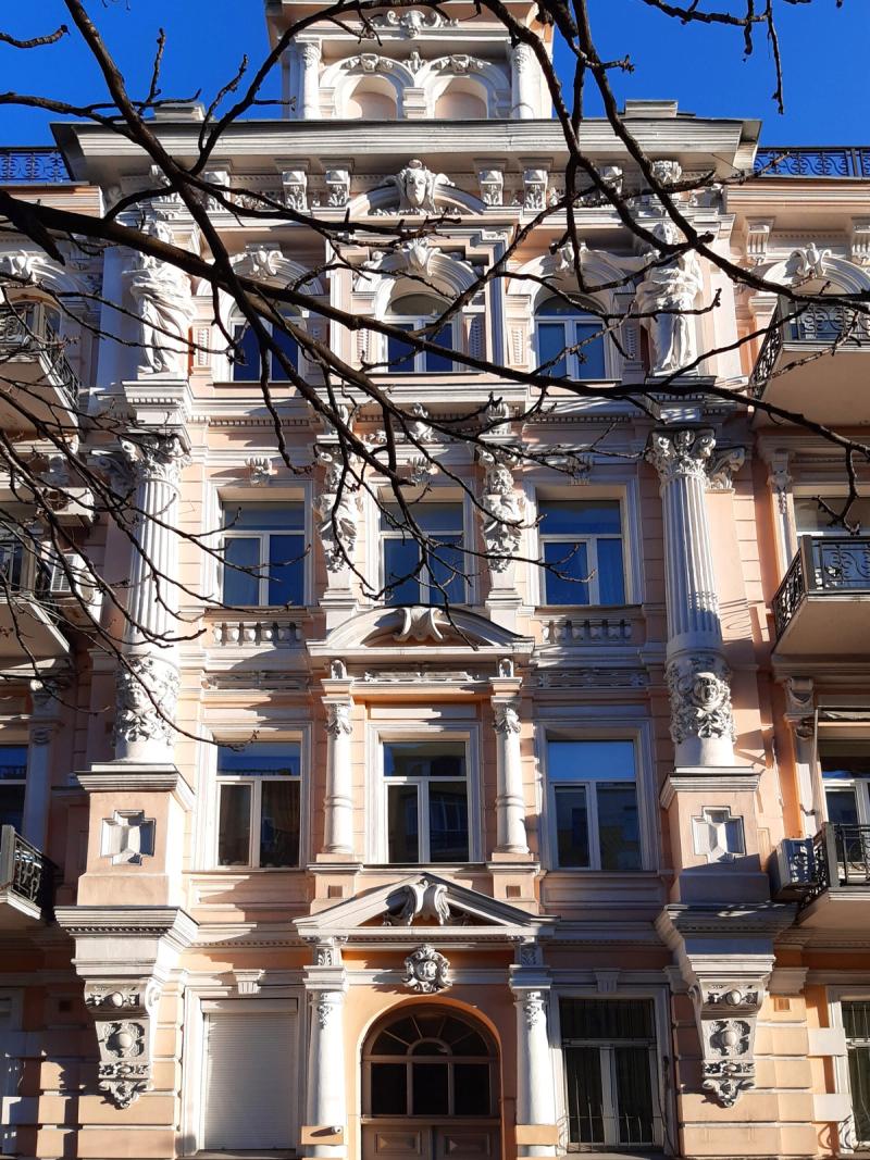 Pre-1917 building facade, Antonovycha St 23, Kyiv