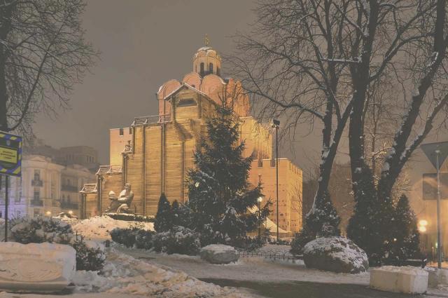 December Update: Life Goes On in Kiev Despite Recent Attack