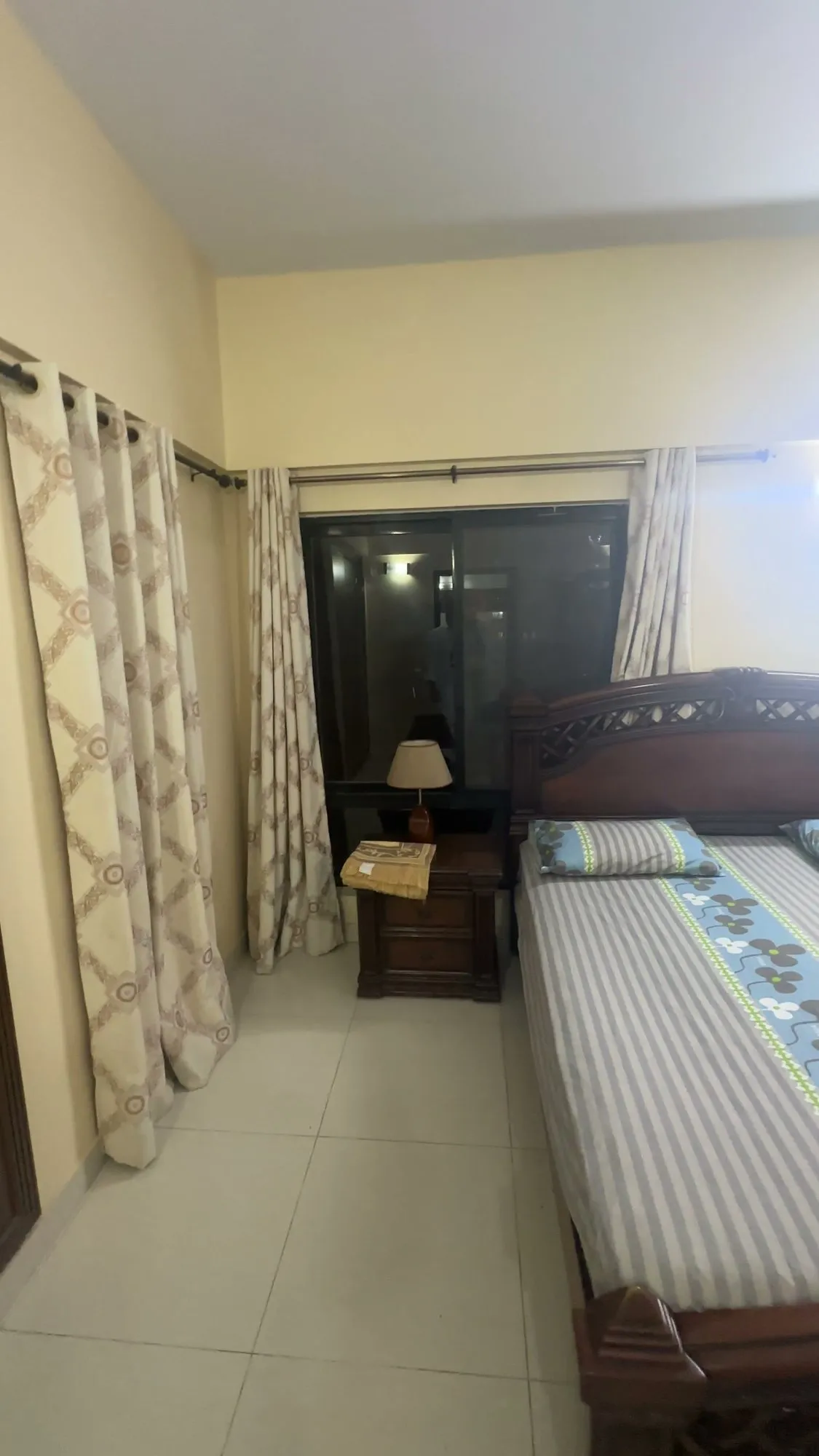The bedroom before the redesign