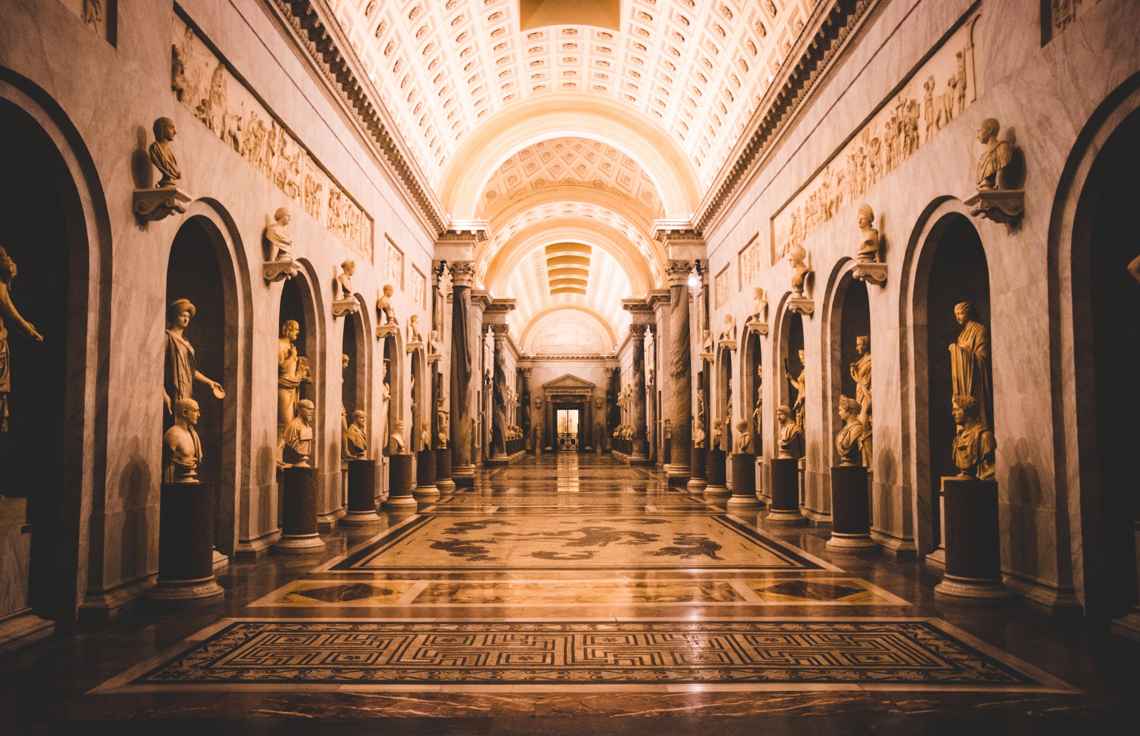 visiting the vatican museum