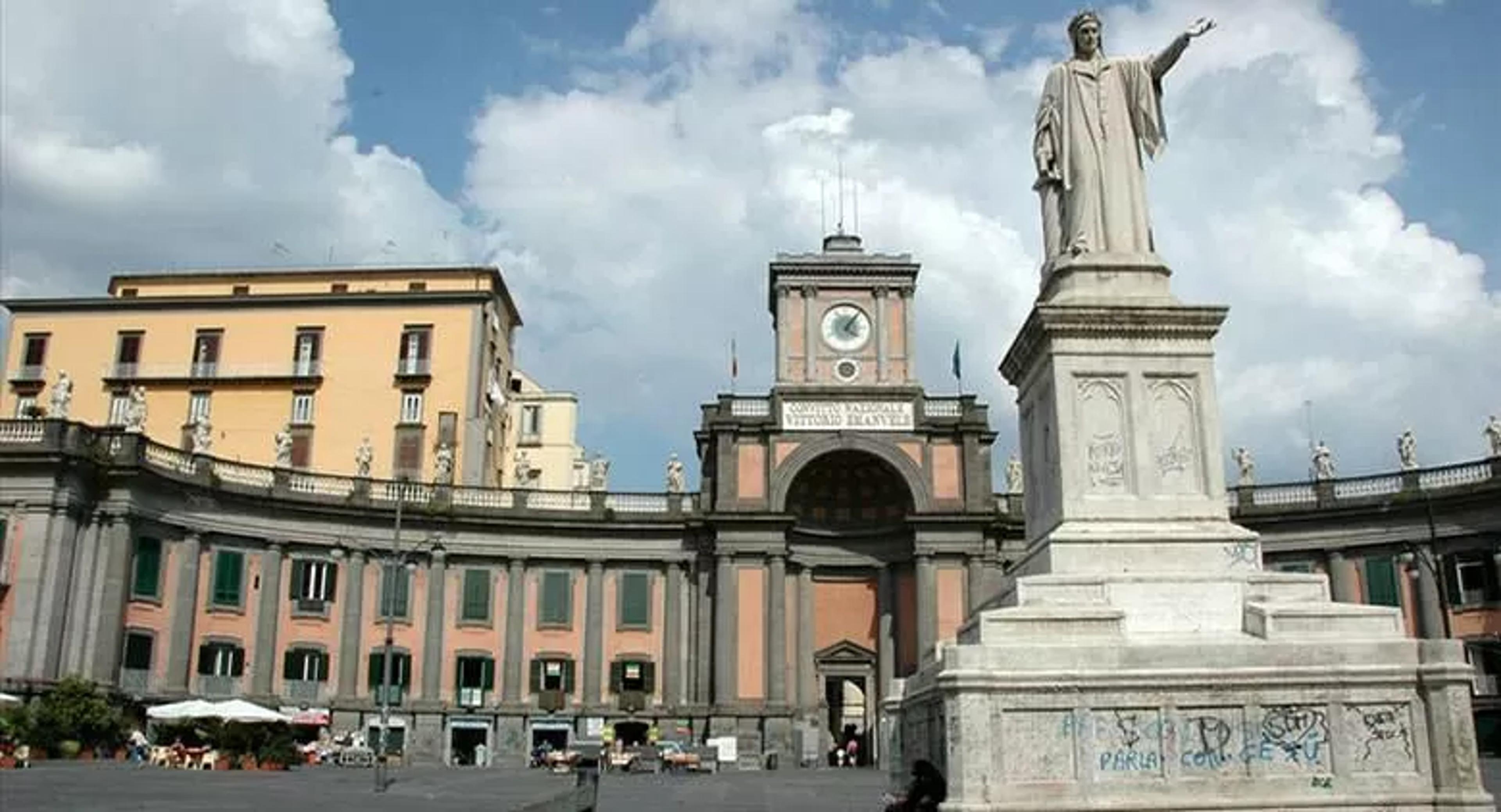 Piazza Dante Naples