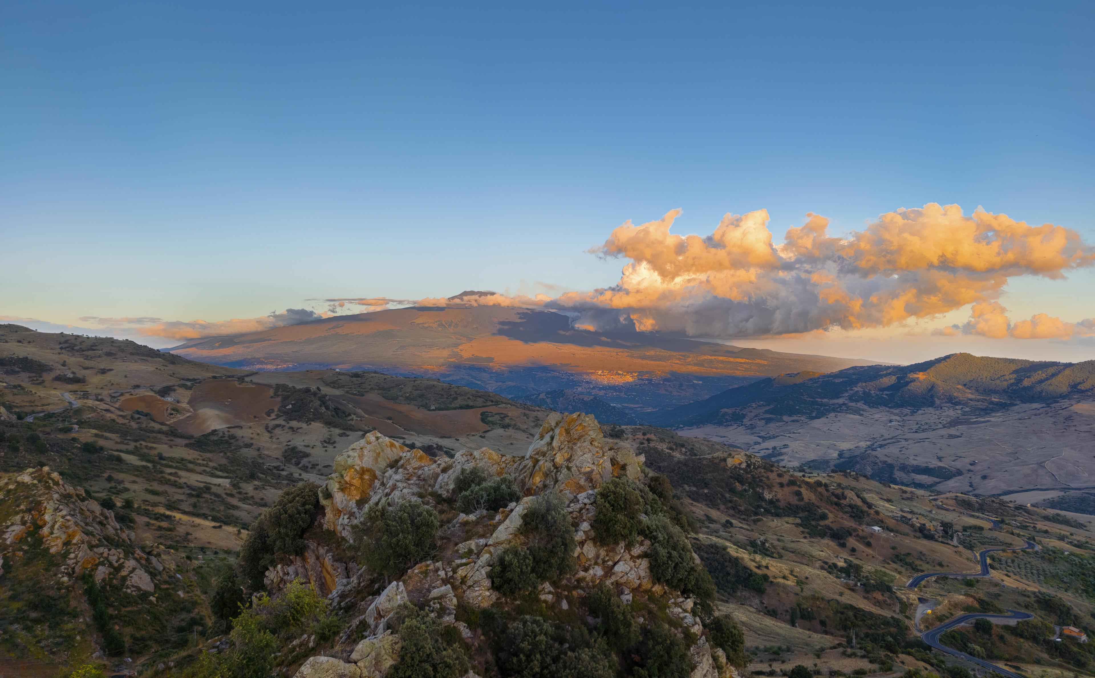 mount etna volcano