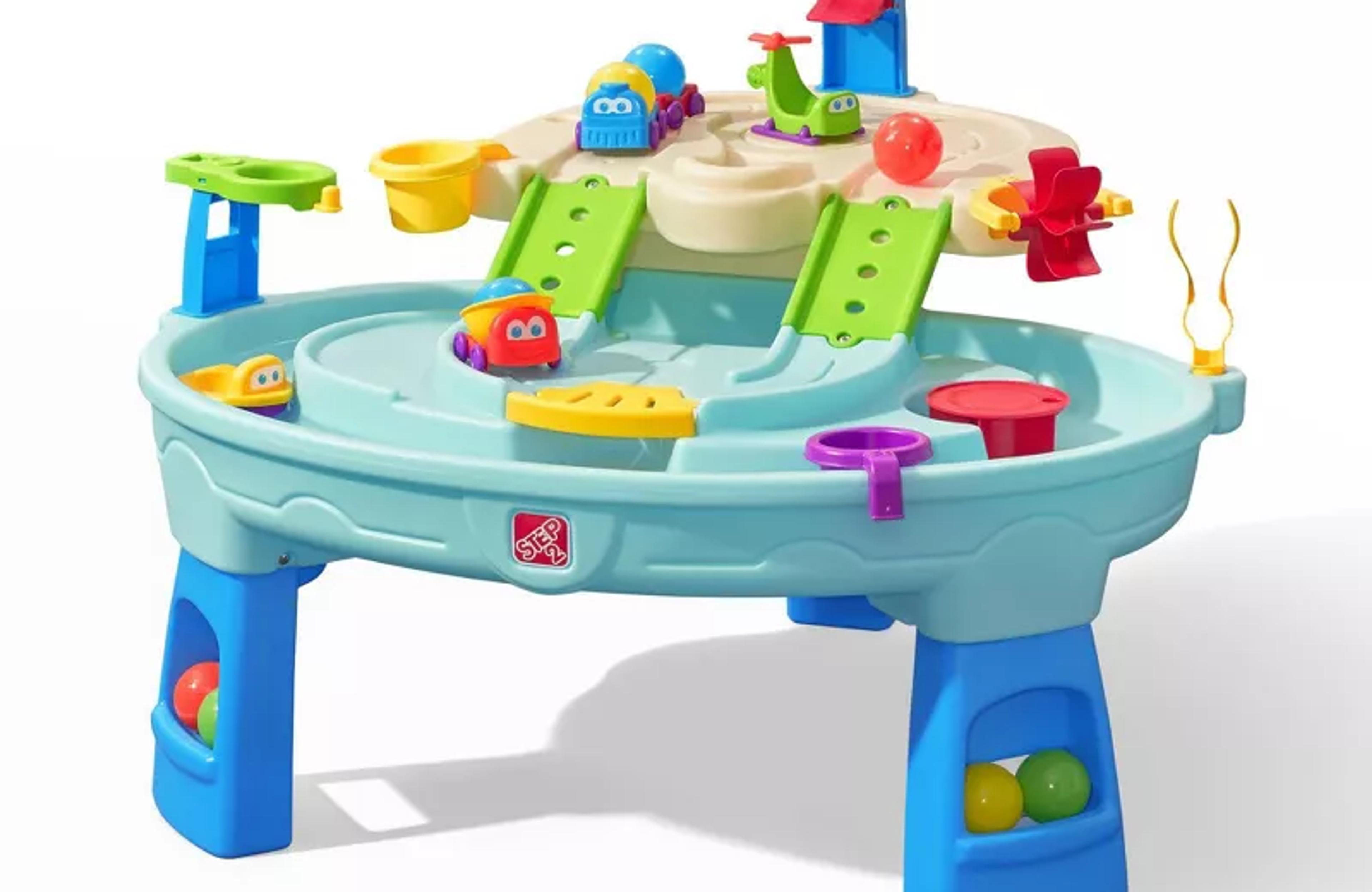 Step2 Ball Buddies Adventure Center water table