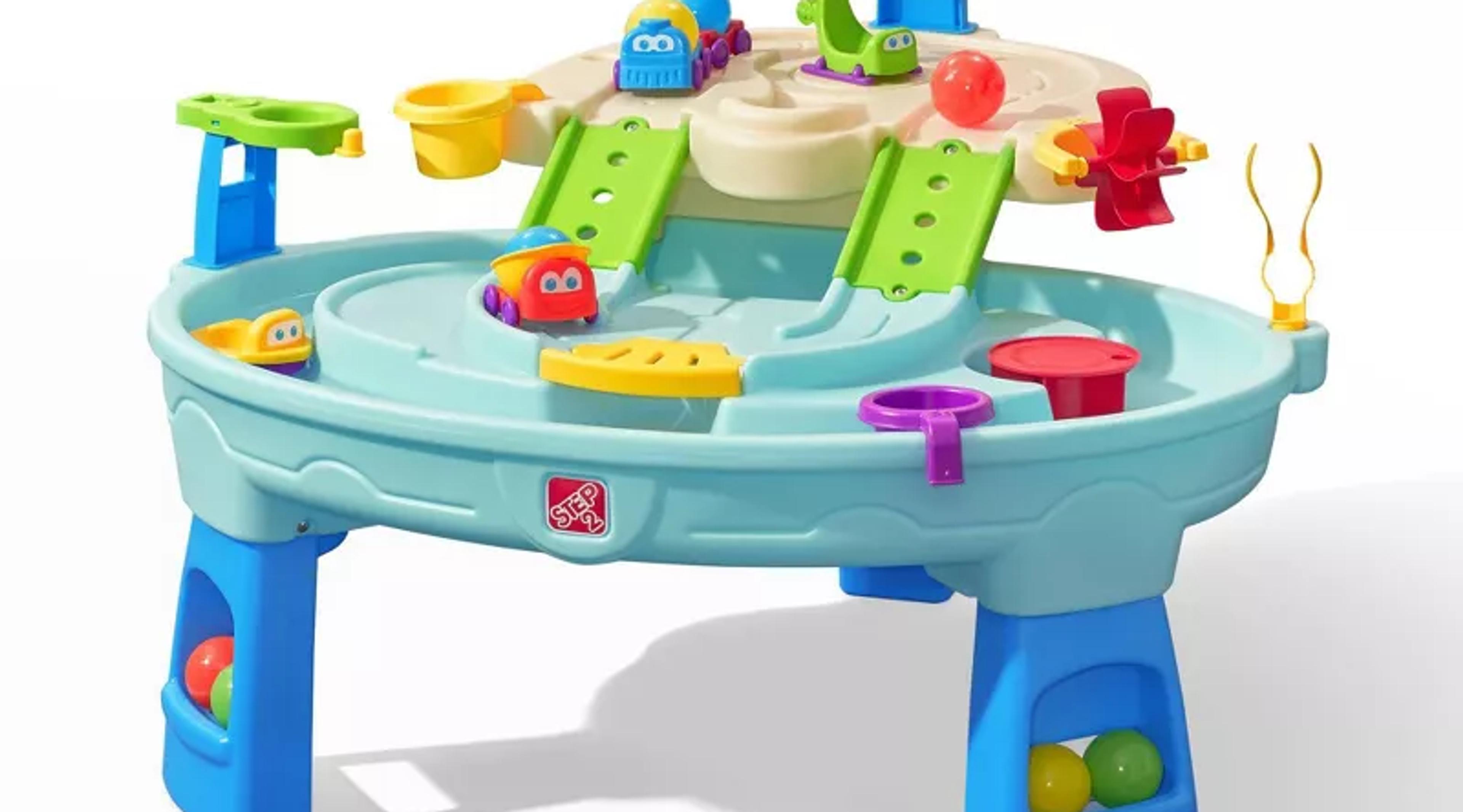 Step2 Ball Buddies Adventure Center water table