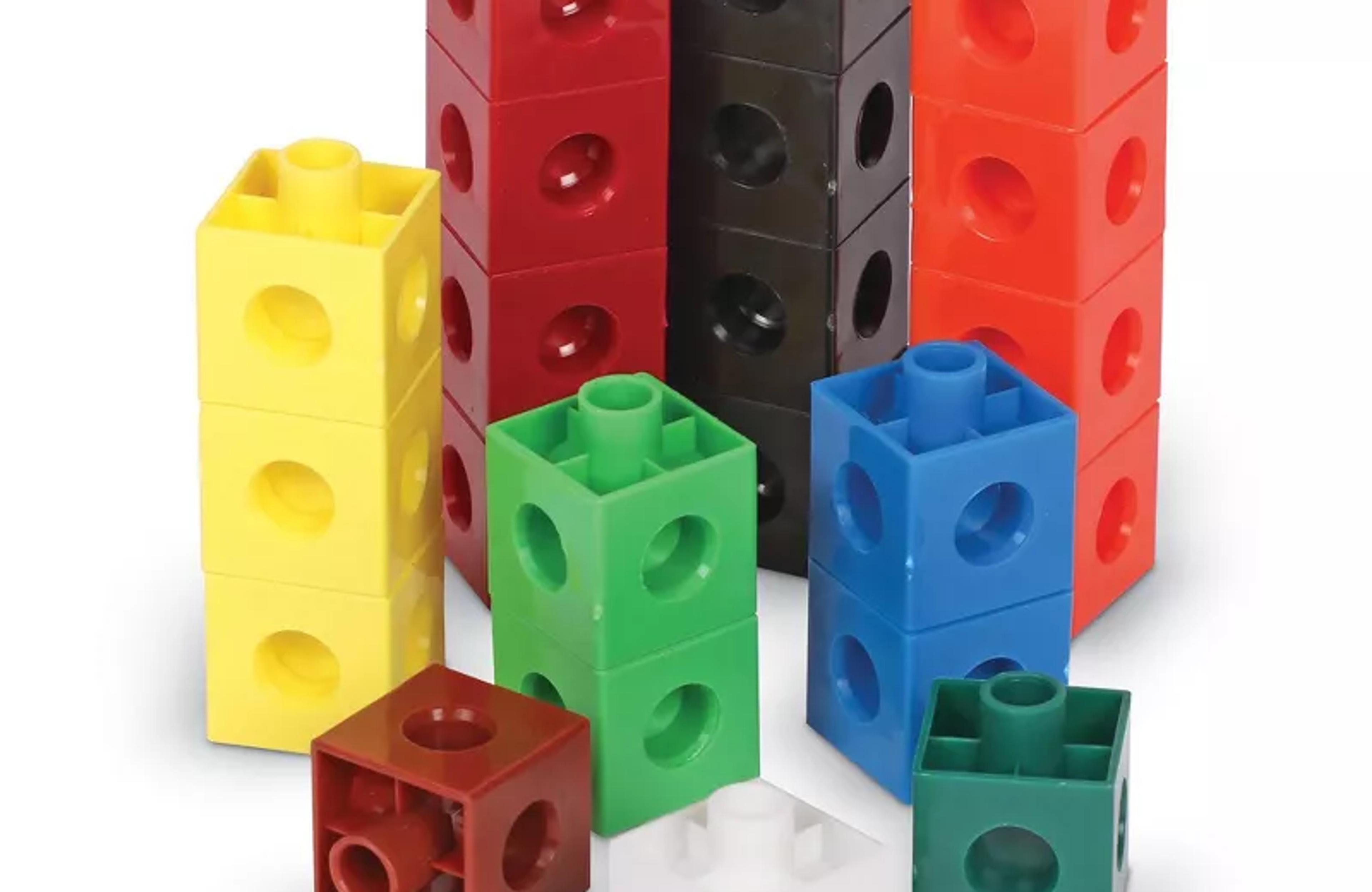 Learning Resources interlocking plastic snap cubes in assorted colours