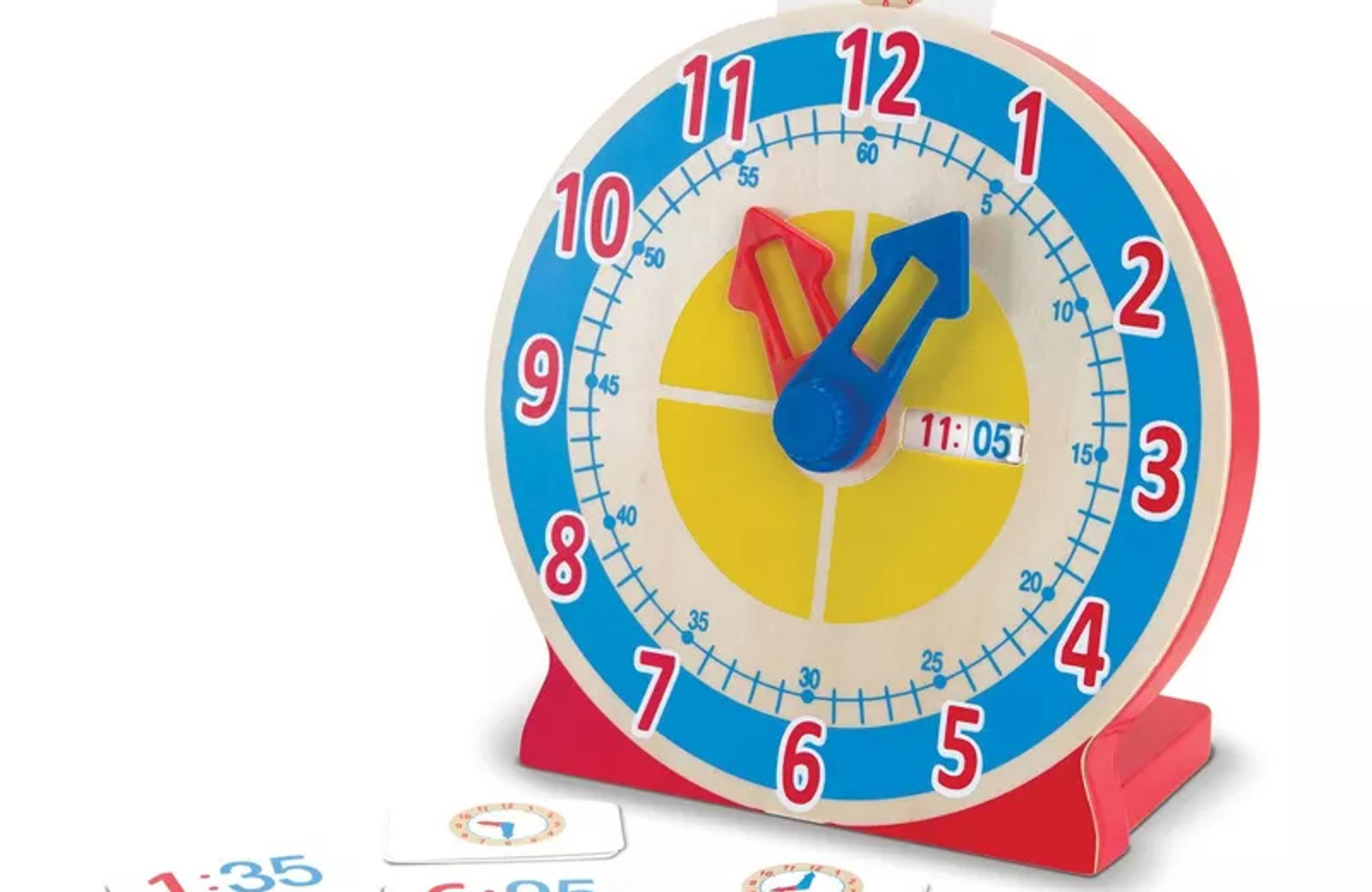 Melissa & Doug Turn & Tell wooden clock with movable hands and time cards