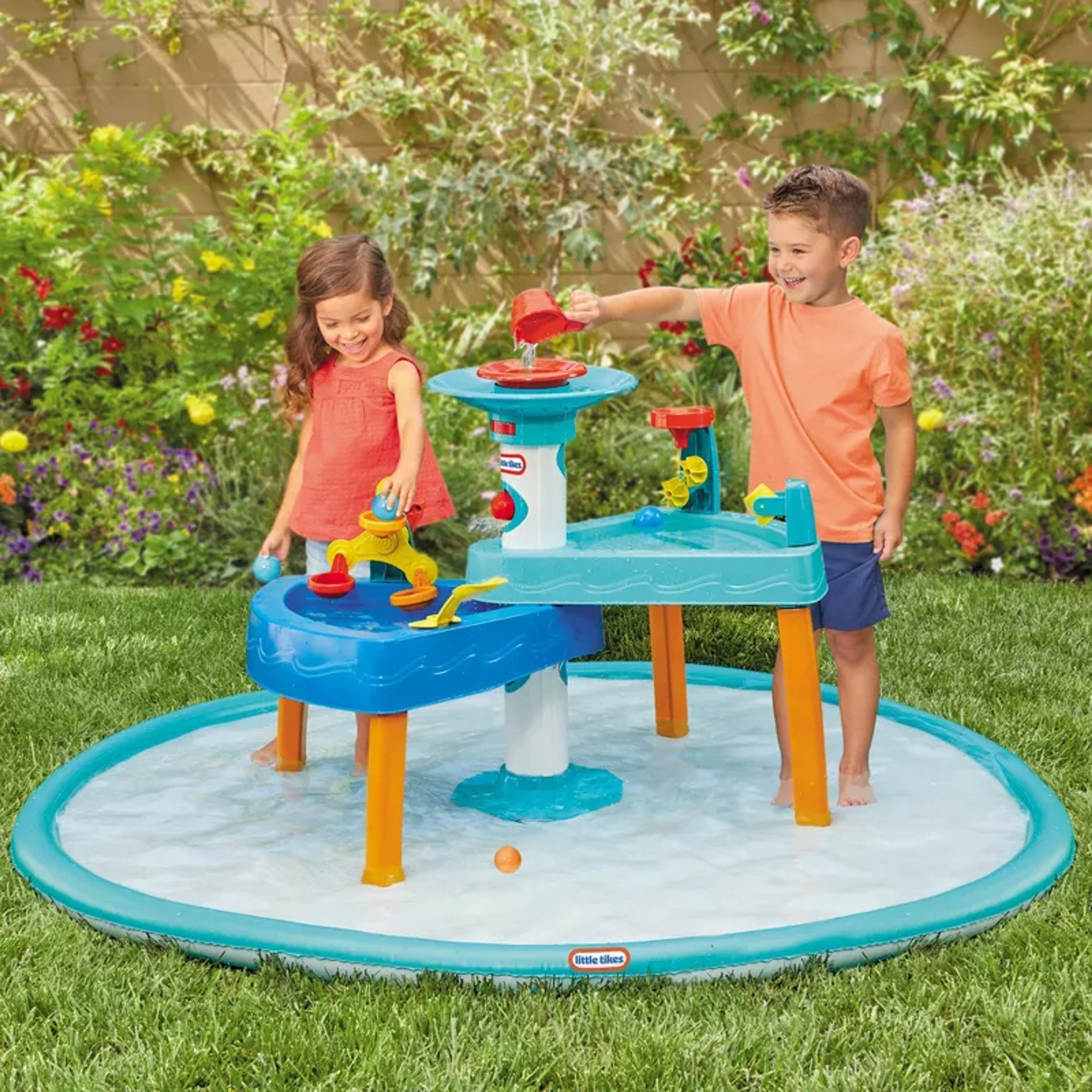 Little Tikes 3-in-1 Splash n Grow water table