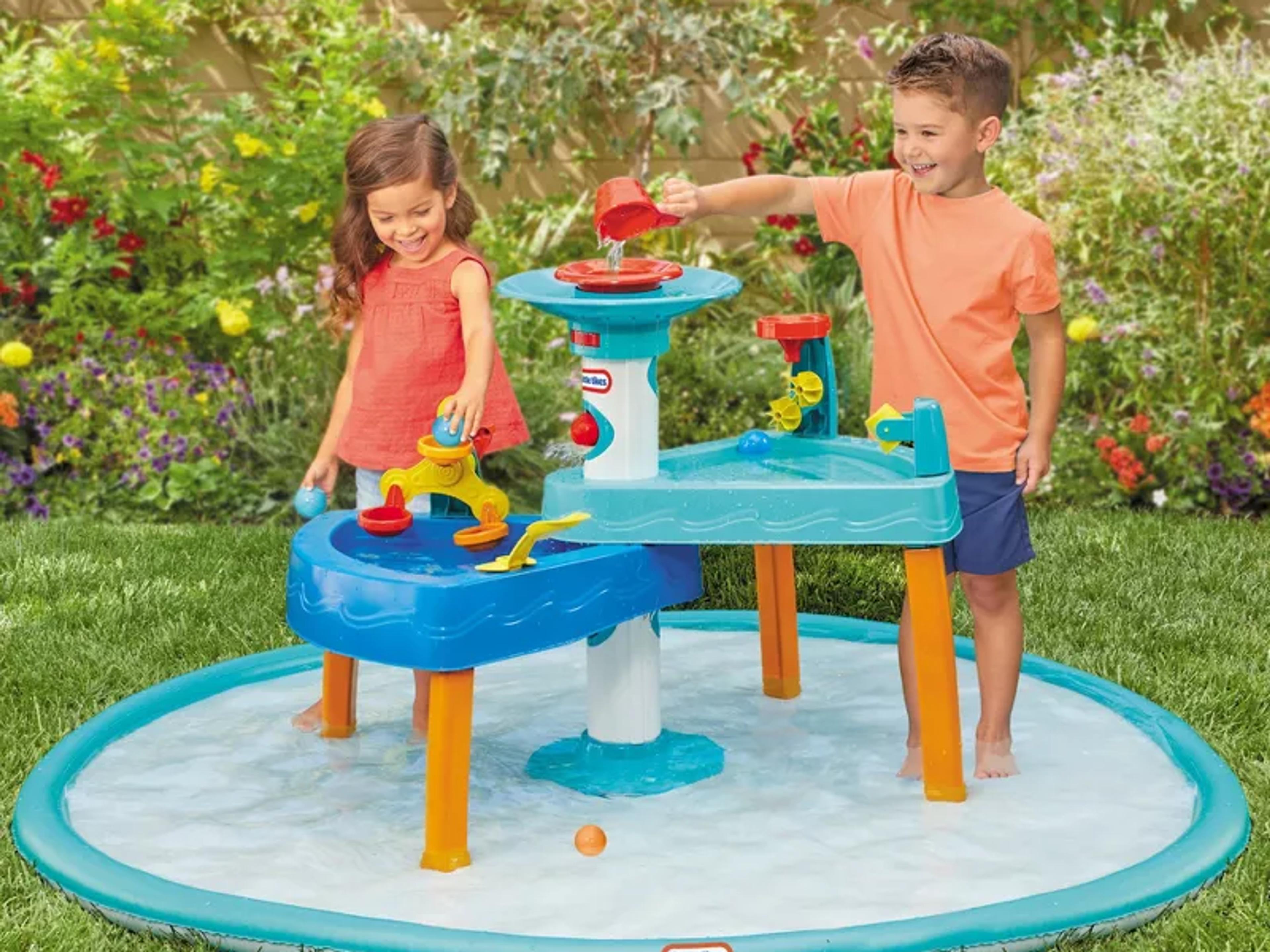 Little Tikes 3-in-1 Splash n Grow water table