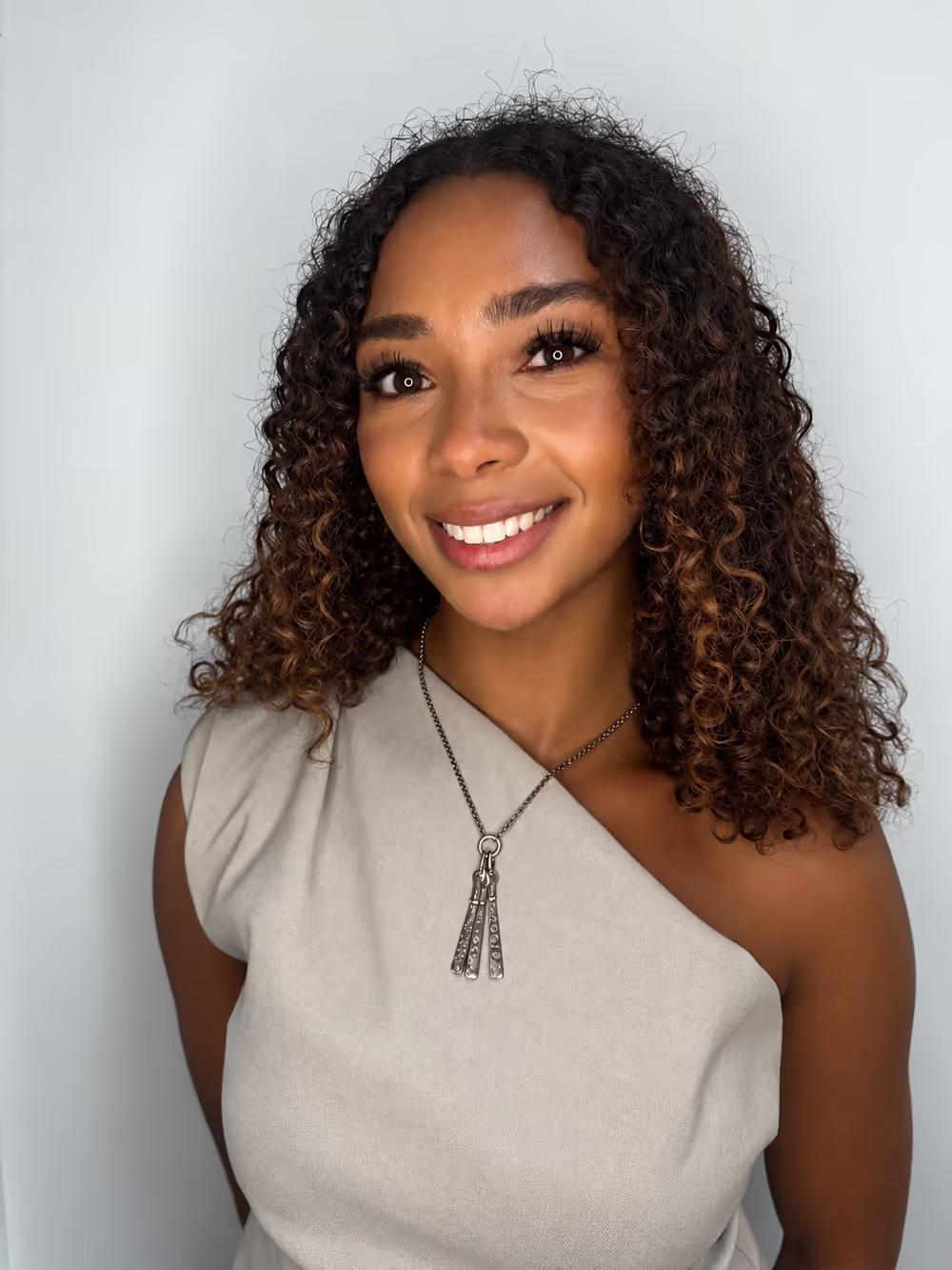 Sydney Bradshaw, Chiropractor