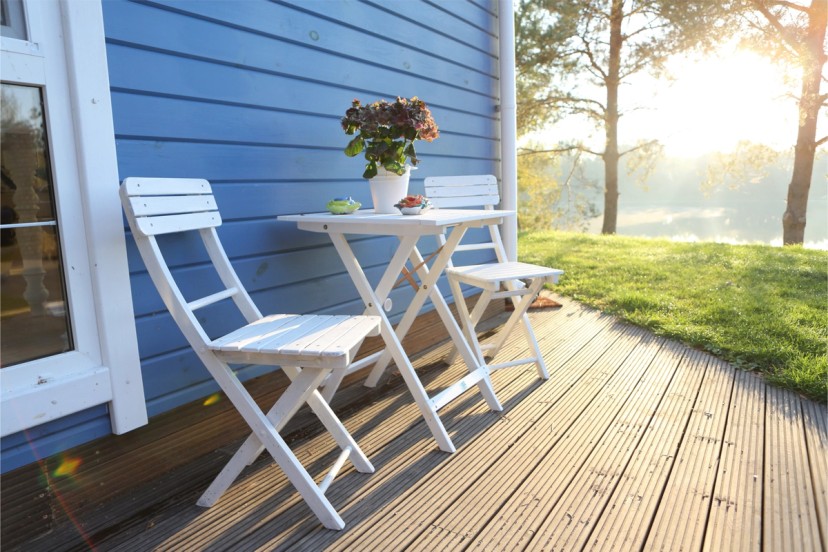 Bilde av blå terrasse