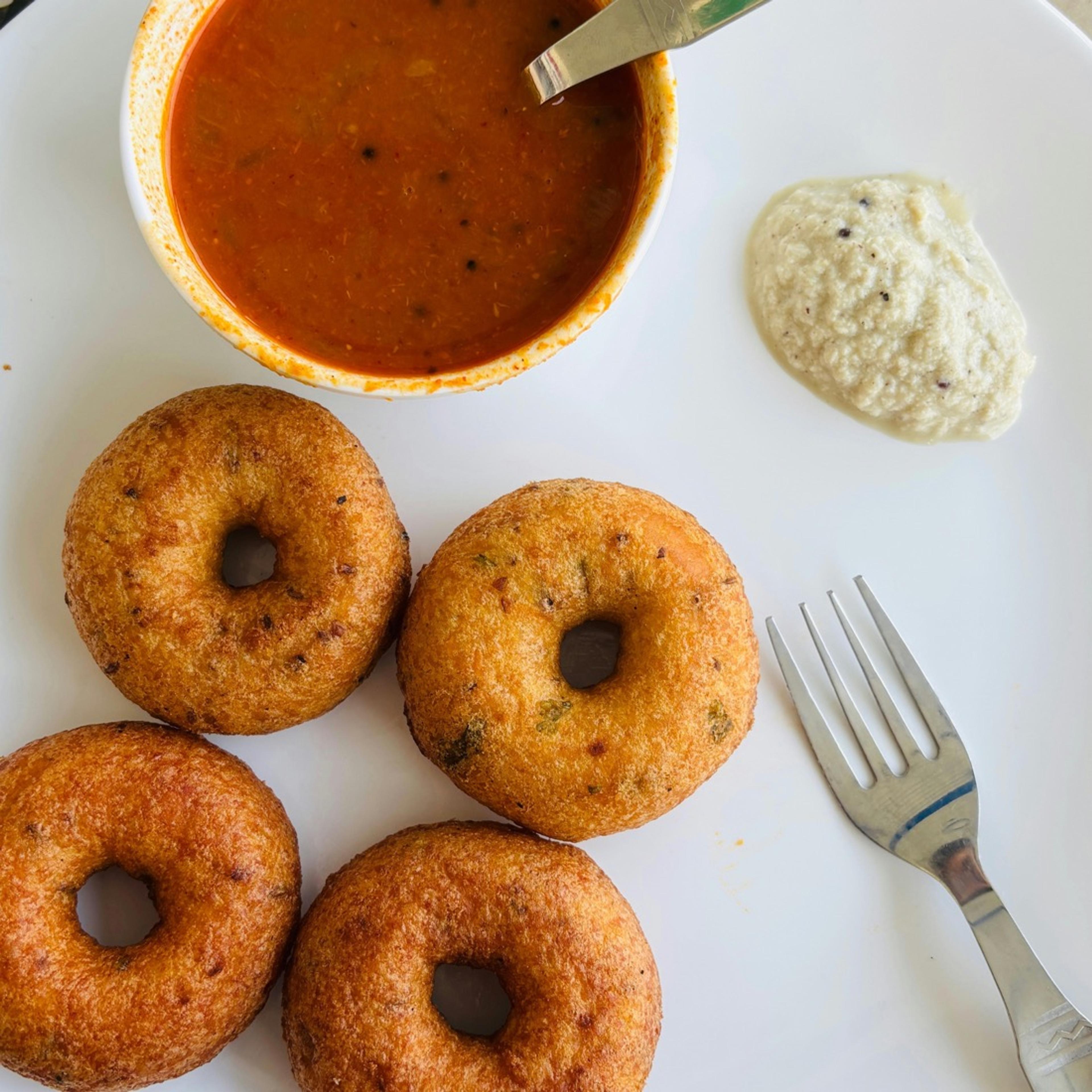 Medu Vada — Chennai 2 Hyderabad