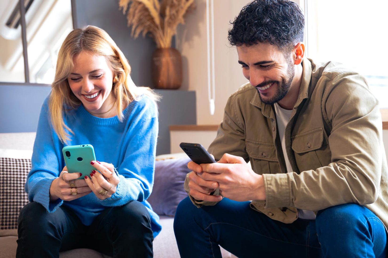 Dirbtinio intelekto išmanieji telefonai: "Hype" ir nusivylimas